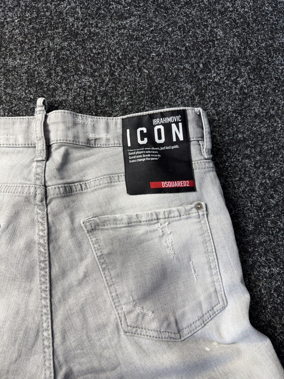 Dsquared2 Luxury Distressed Dirty Dsquared2 Retro 00s Denim Jeans Size US 31 - 19 Thumbnail