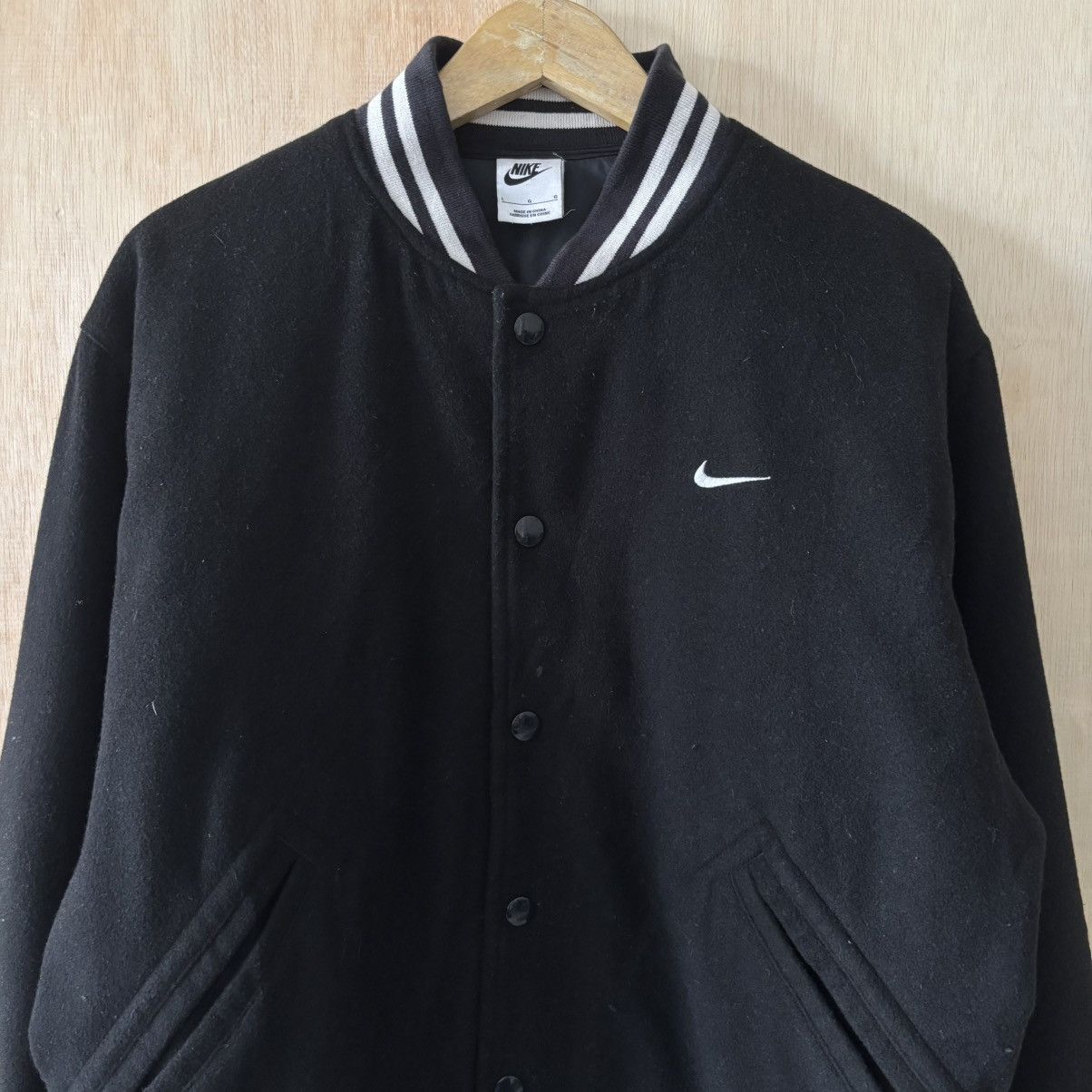 Nike Black and White Nike Varsity Jacket Size US L / EU 52-54 / 3 - 2 Thumbnail