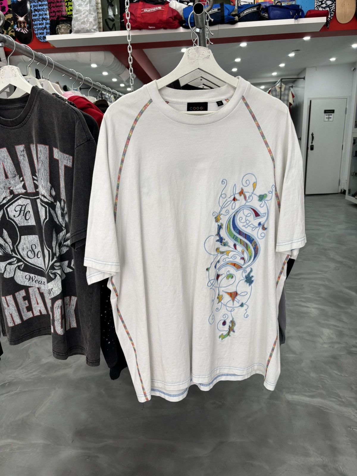 Supreme Supreme Coogi Raglan S/S Top White Size US XL / EU 56 / 4 - 1 Thumbnail