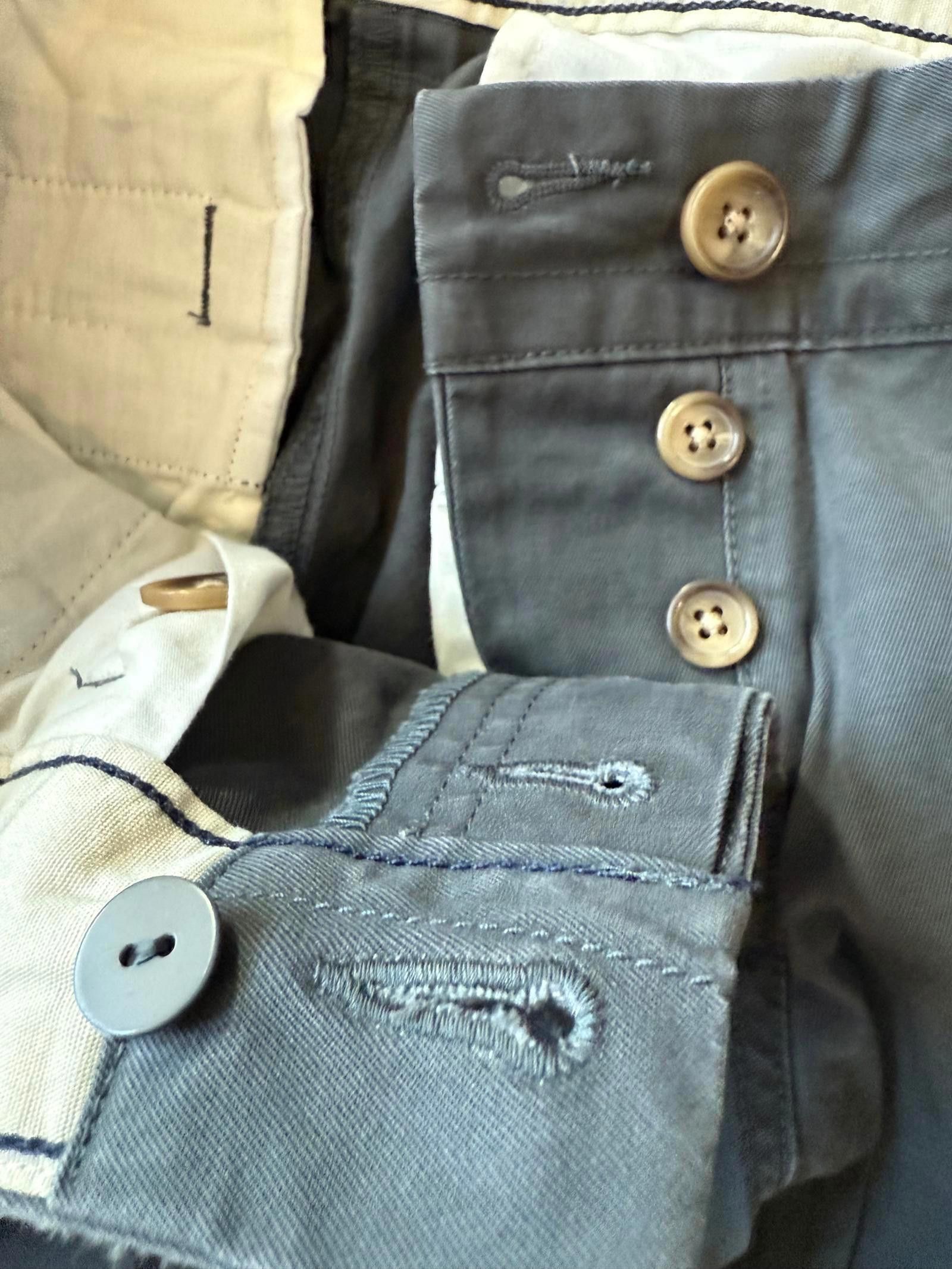 Canvas NWOT Lands' End Canvas Distressed Buttonfly Chinos Size 26" / US 2 / IT 38 - 2 Thumbnail