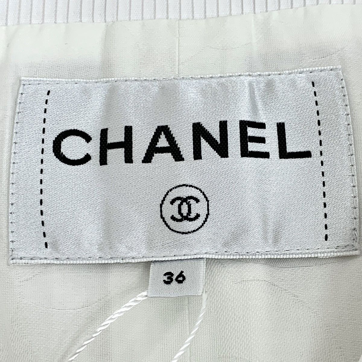 Chanel Chanel White Cotton V-neck Sleeveless Vest Dress K26WX Size XS / US 0-2 / IT 36-38 - 6 Thumbnail