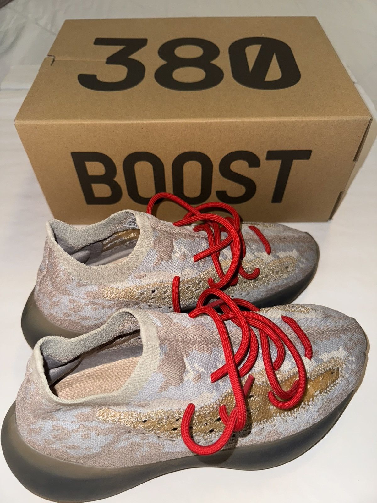 Adidas Adidas Yeezy 380 Pepper Sz. 9 (2020) Size US 9 / EU 42 - 6 Thumbnail