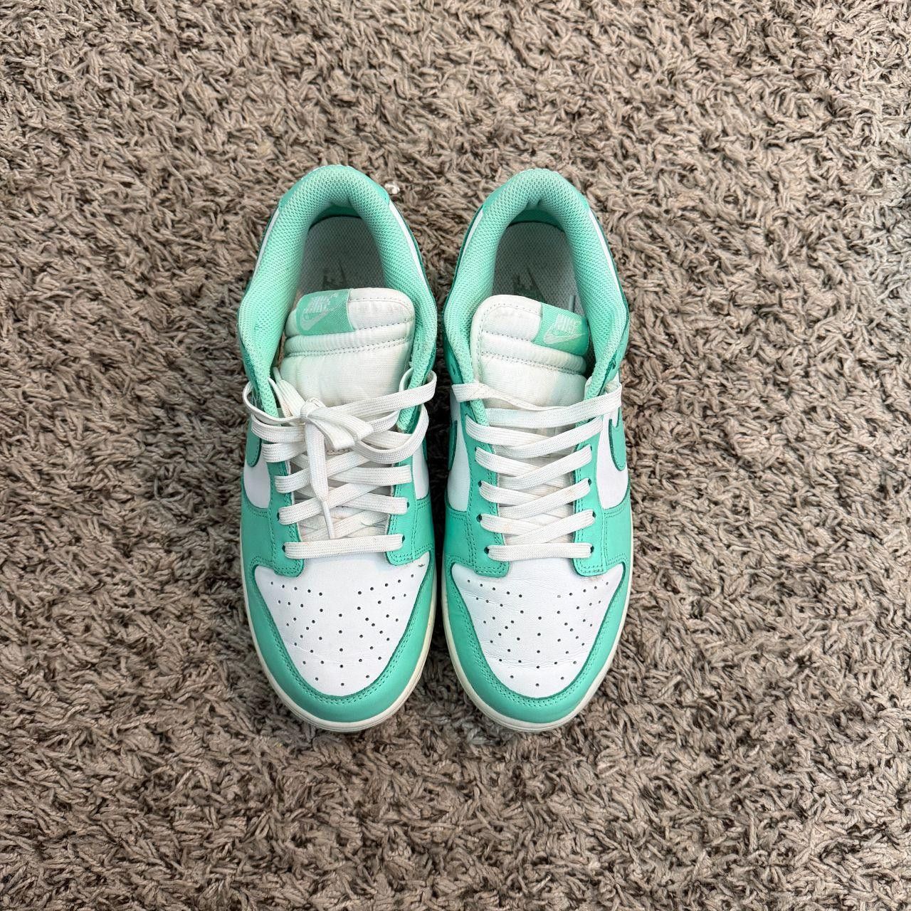 Nike Nike Dunk Low Green Glow Size 10W / Men’s 8.5 Size US 10 / EU 43 - 1 Thumbnail