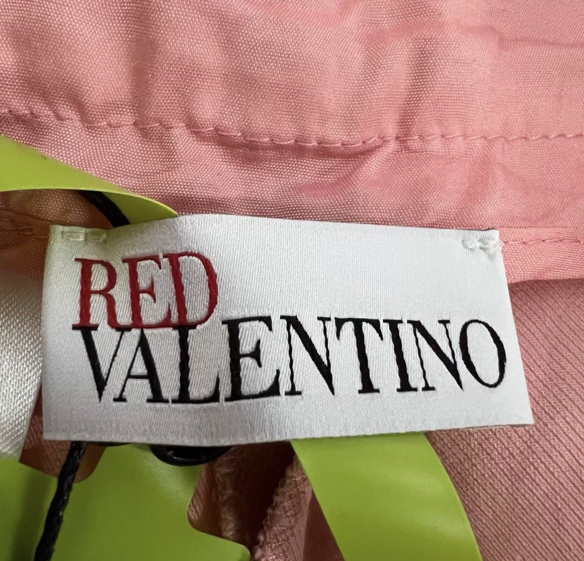 Valentino Valentino Pink Ruched Shorts J41 Size 28" / US 6 / IT 42 - 3 Thumbnail