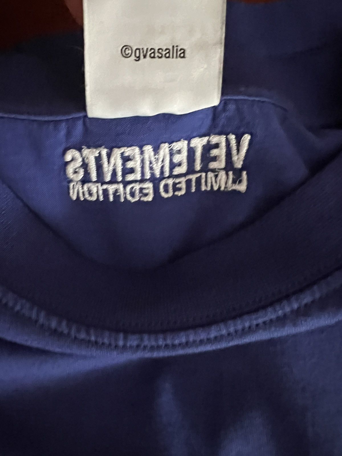 Vetements Vetements long tee Size US XL / EU 56 / 4 - 4 Thumbnail