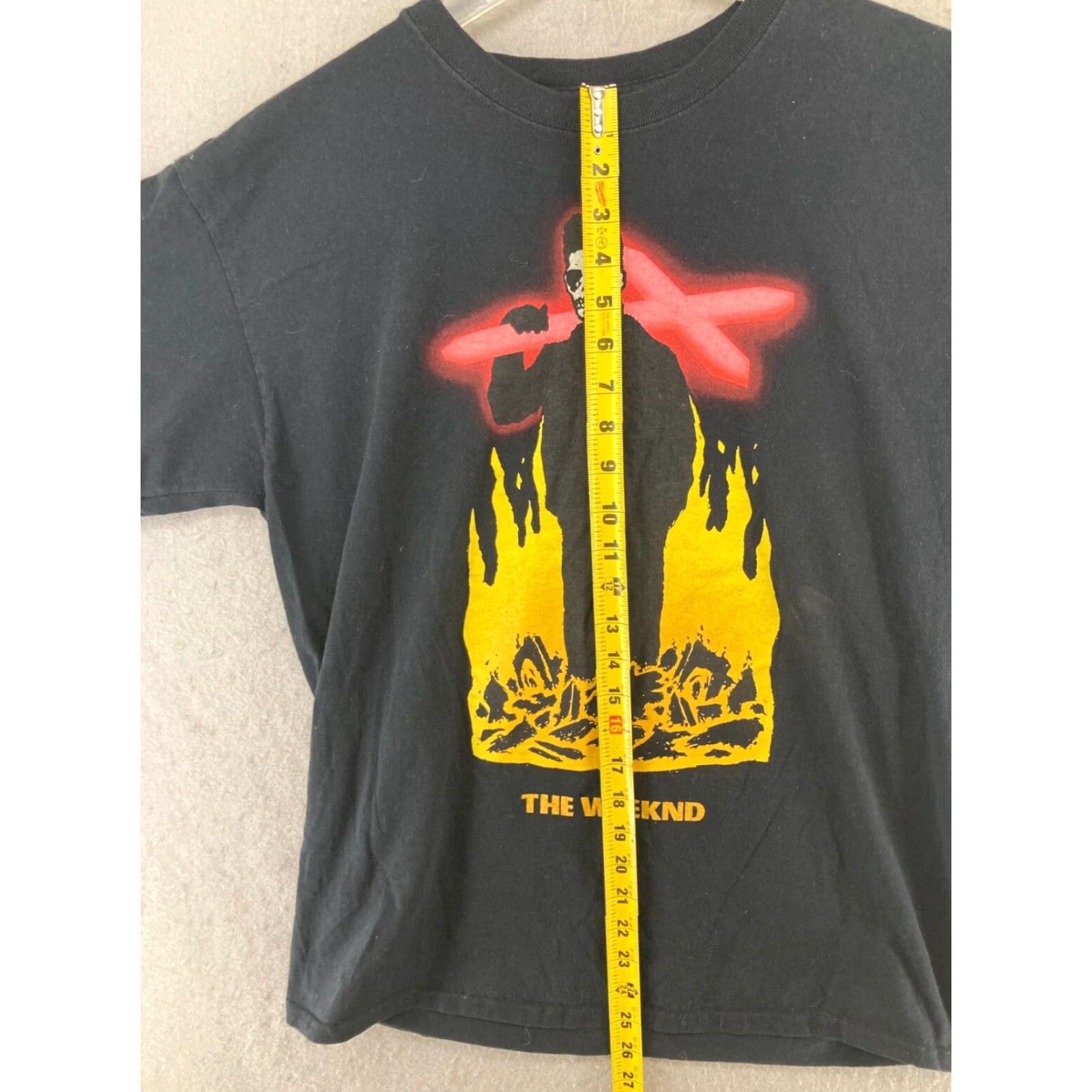 Vintage XO The Weeknd Band TShirt Mens L Black Skull Cross Fire Graphic Print Size US L / EU 52-54 / 3 - 3 Thumbnail