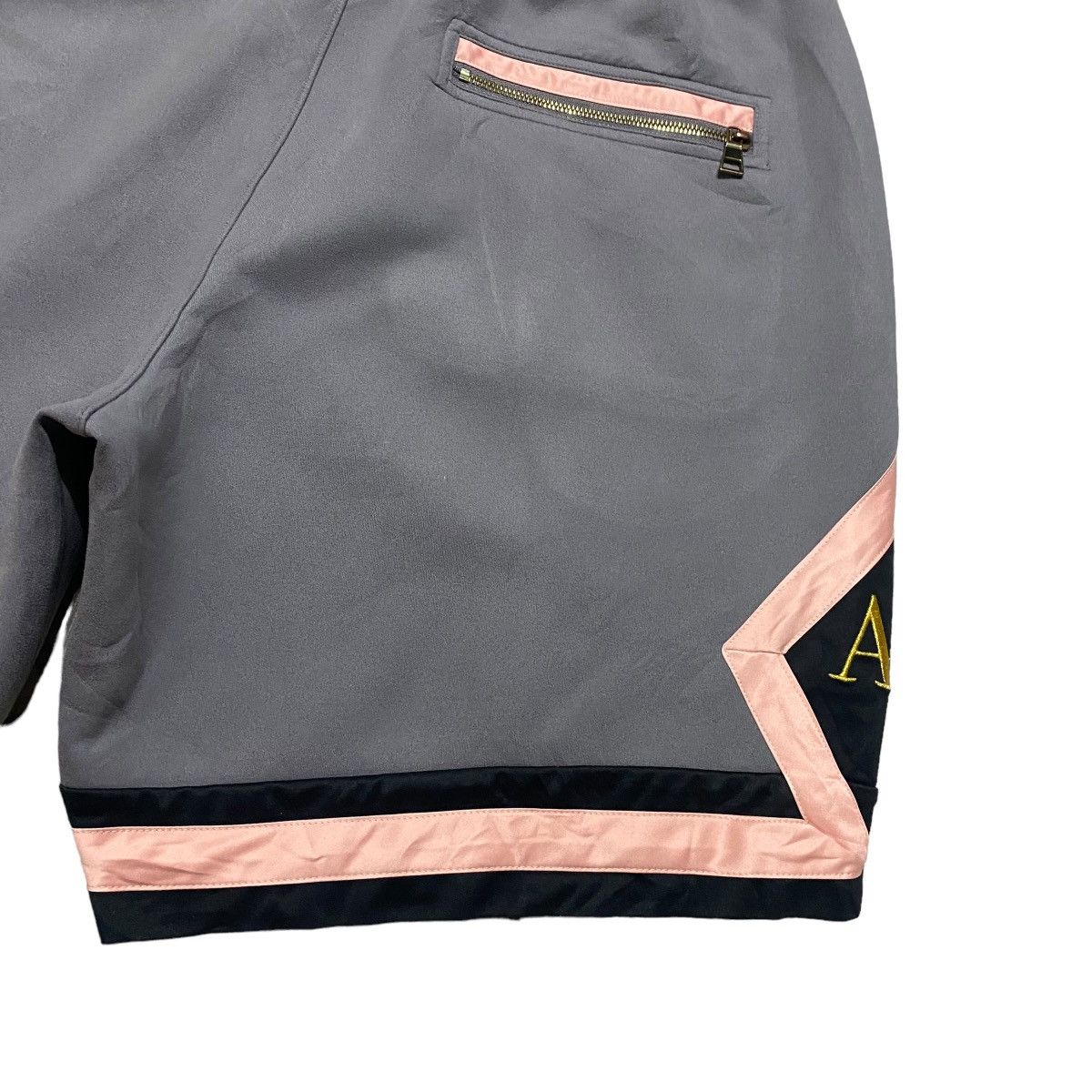 Jordan Brand Air Jordan Remastered Diamond Shorts Size US 34 / EU 50 - 12 Thumbnail