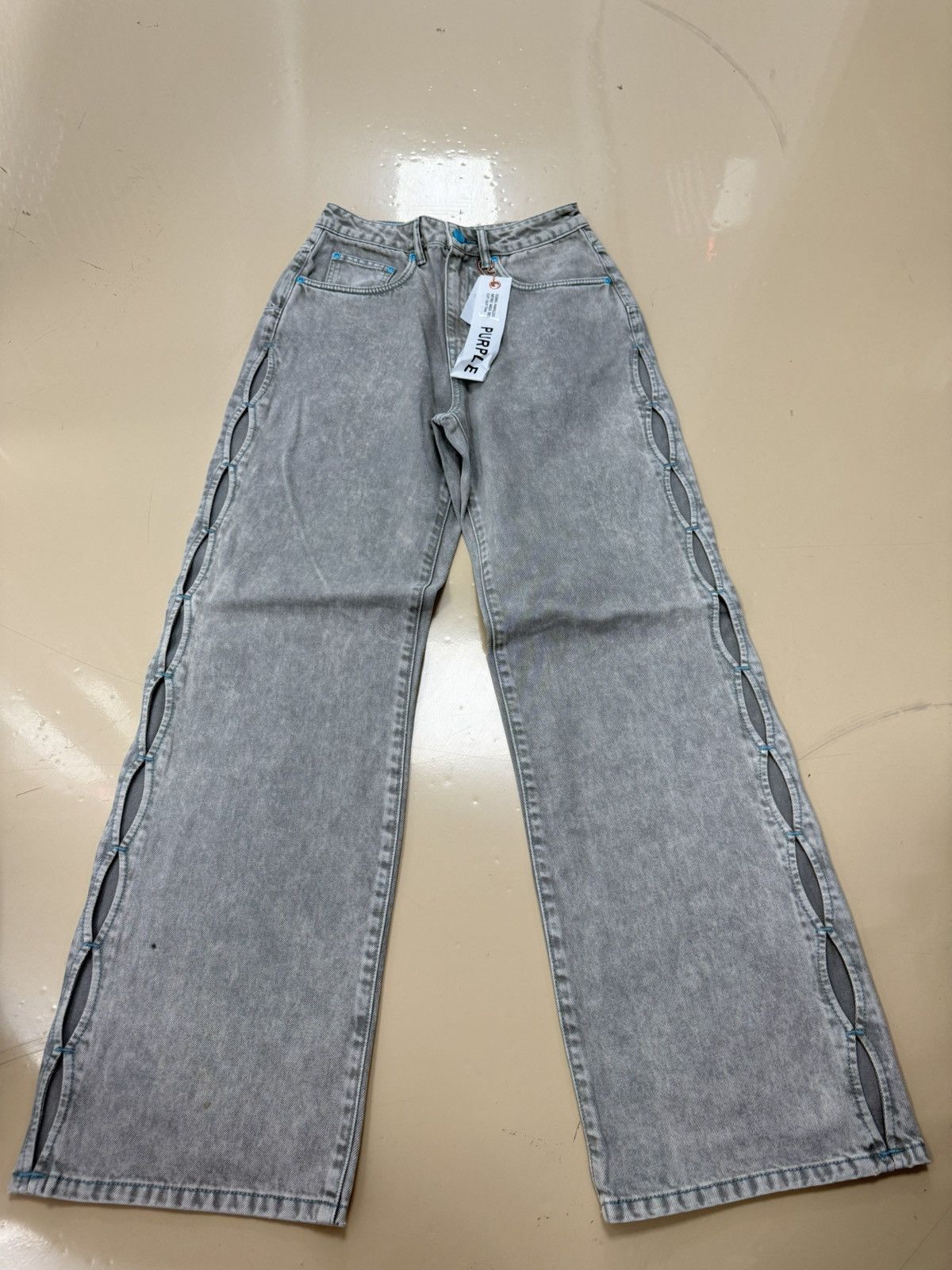 Other Purple Brand Nitric Cut Out Jeans Size 26" / US 2 / IT 38 - 1 Thumbnail