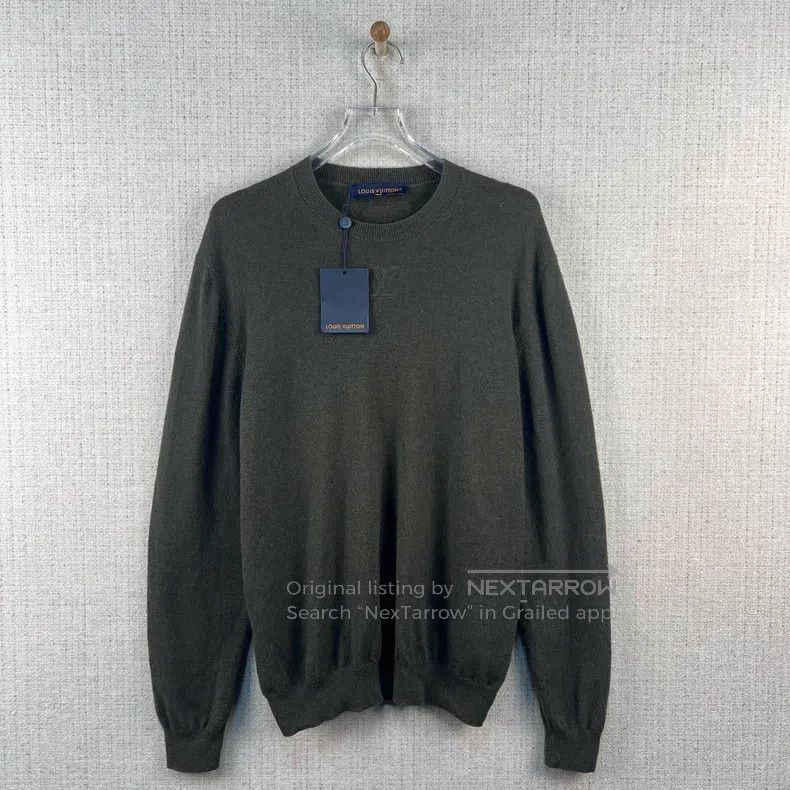 Louis Vuitton Louis Vuitton Embossed logo knit pullover sweater Size US XL / EU 56 / 4 - 1 Thumbnail