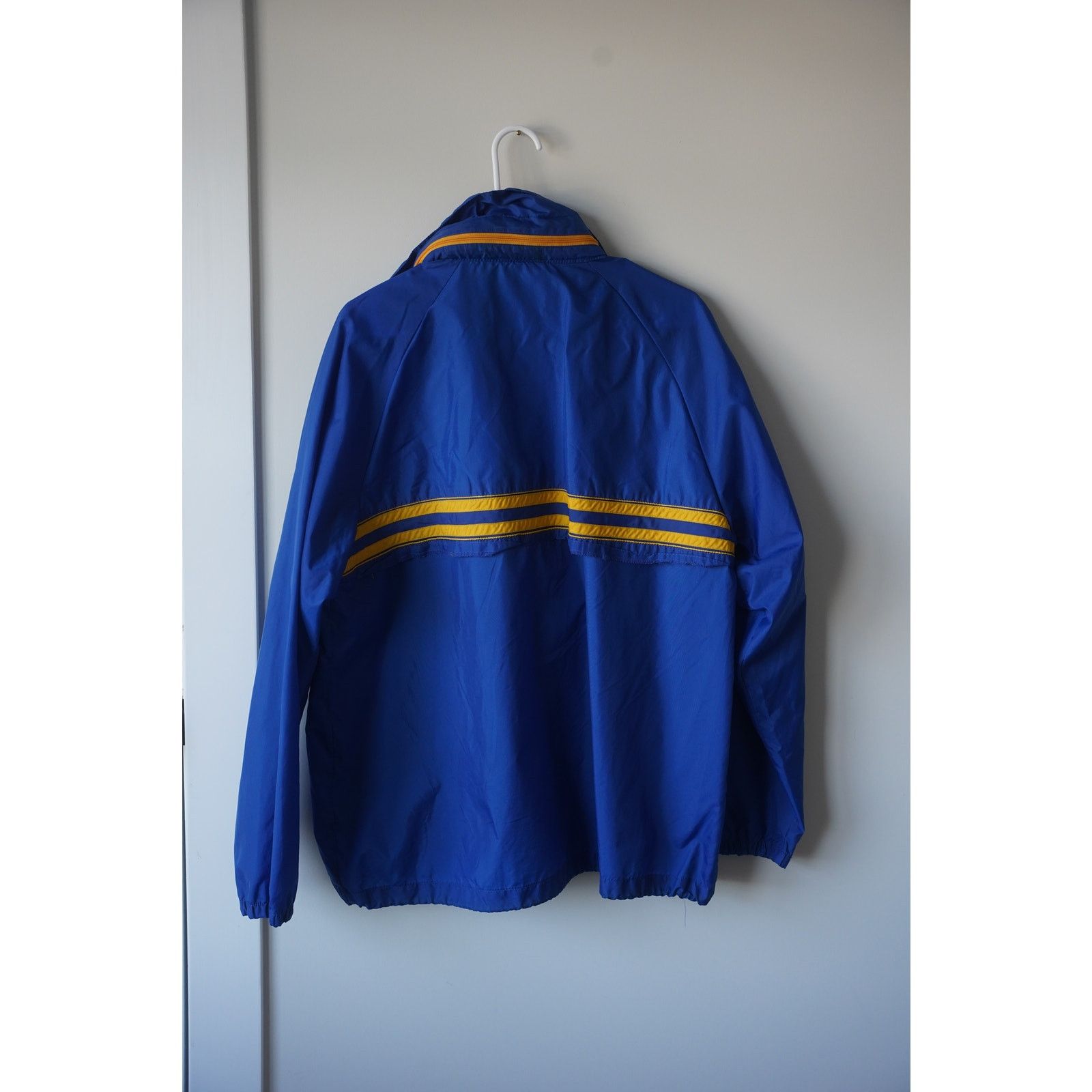 Onitsuka Tiger Asics Tiger hooded Track jacket Blue and Gold Size US L / EU 52-54 / 3 - 3 Thumbnail