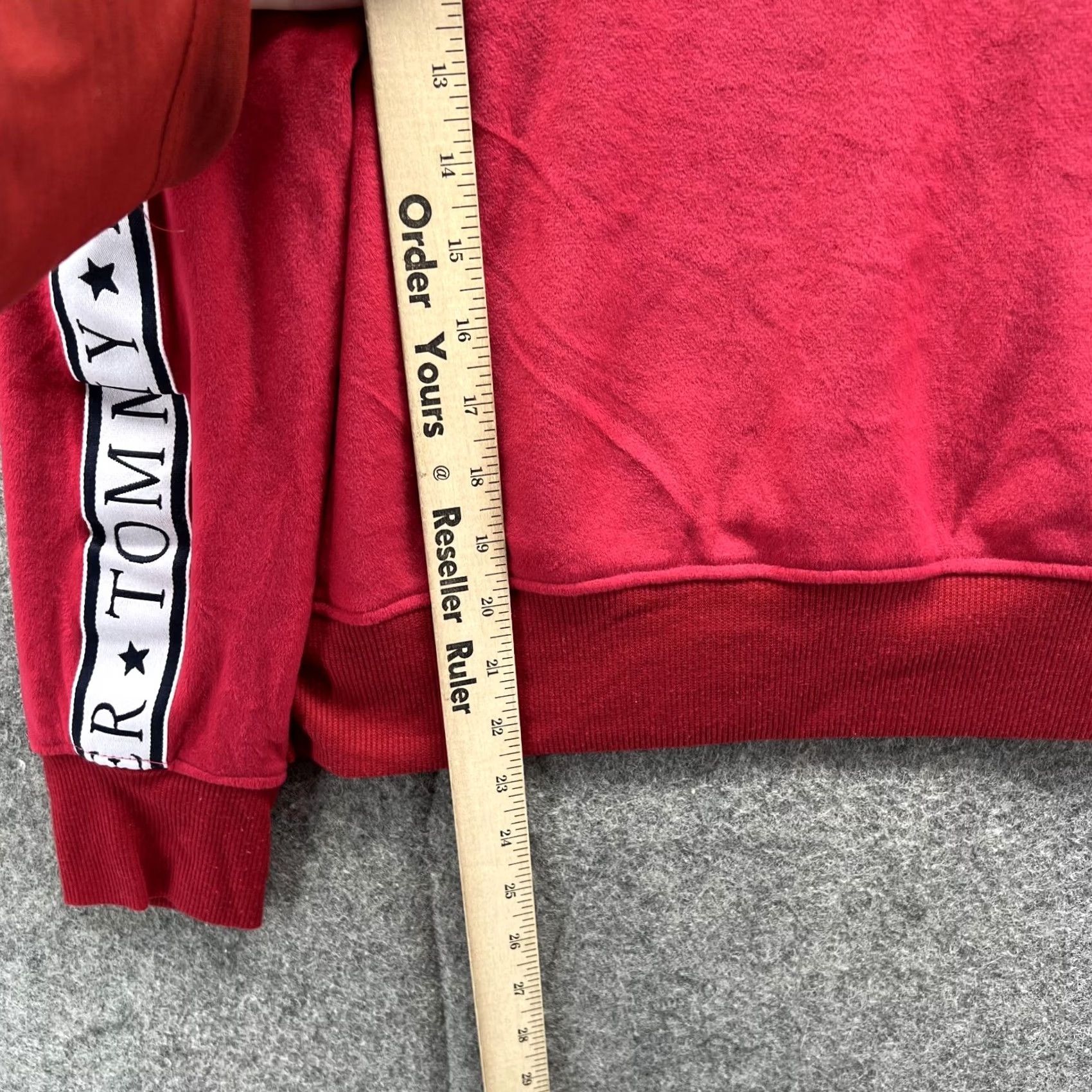 Tommy Hilfiger Tommy Hilfiger Sweater Women Small Red Crew Neck Fleece Pullover Logo Classic Knit Sweatshirt Pullover All Seasons Size S / US 4 / IT 40 - 6 Thumbnail