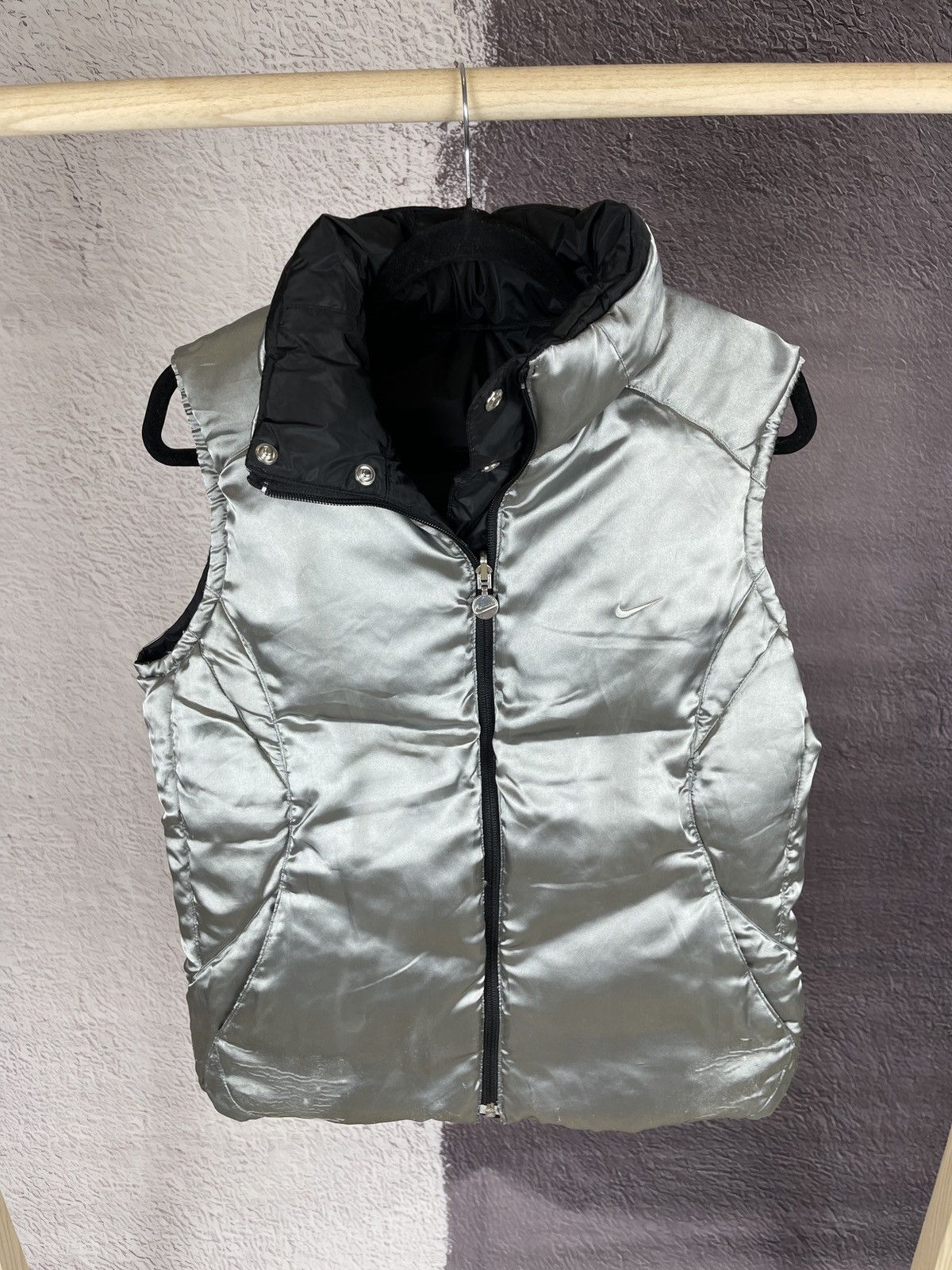 Nike Nike vintage y2k reversible black silver down vest drill Size L / US 10 / IT 46 - 15 Thumbnail