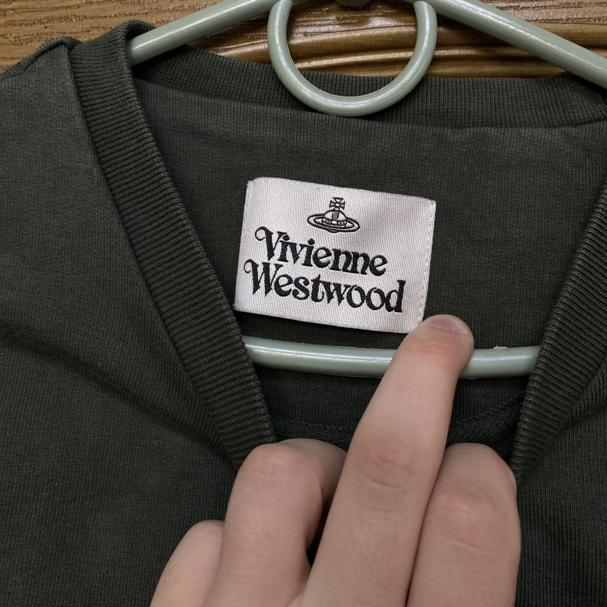 Vivienne Westwood Vintage Vivienne Westwood Sweatshirt Orb Logo Basic Pullover Size US M / EU 48-50 / 2 - 4 Thumbnail