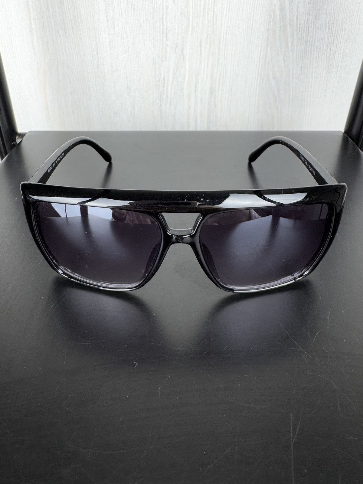 Gucci Gucci Navigator Frame black unisex sunglasses Size ONE SIZE - 2 Thumbnail