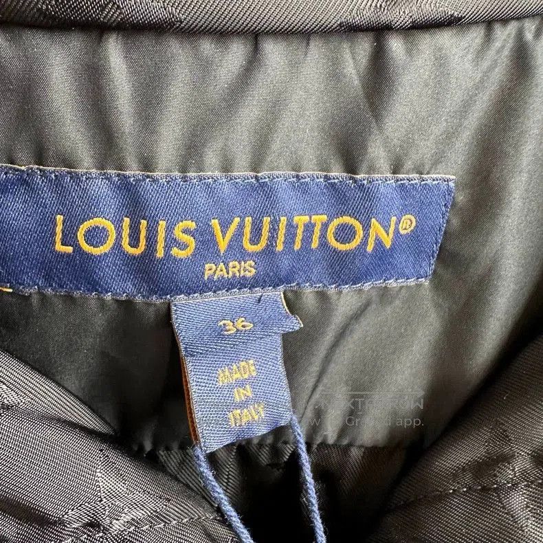 Louis Vuitton Louis Vuitton Black Short Jacket 36. Size US M / EU 48-50 / 2 - 5 Thumbnail