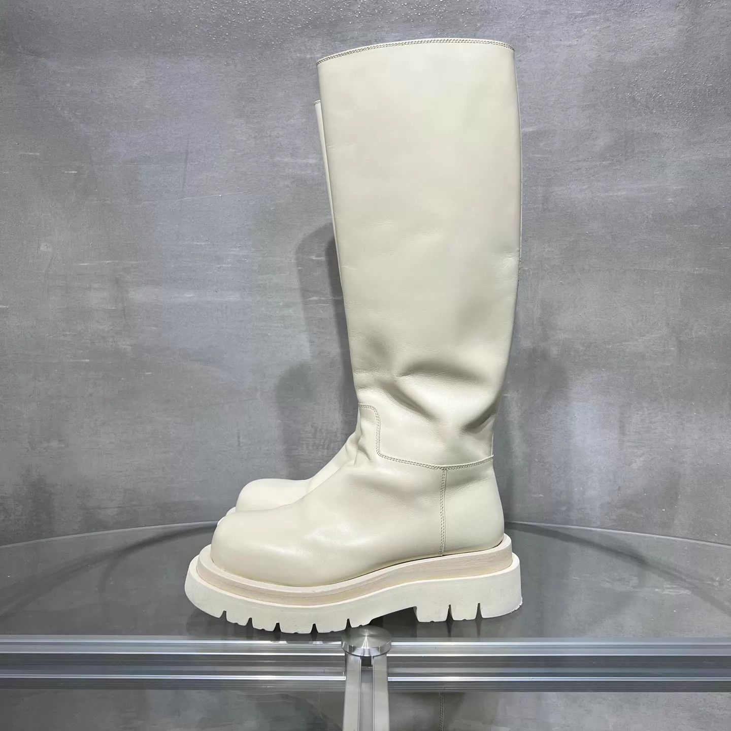 Bottega Veneta BV Lug Chelsea tall boots women's Sea Salt 36 Size US 5.5 / IT 35.5 - 3 Thumbnail