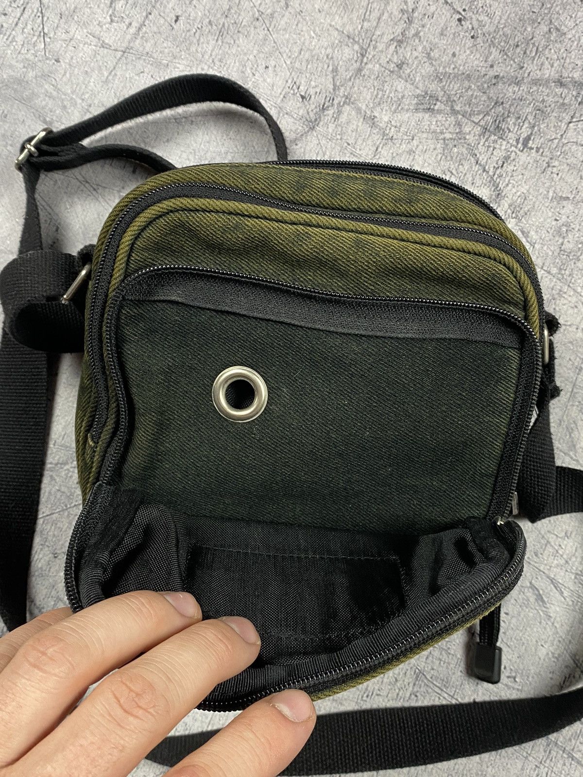 Japanese Brand × Quiksilver × Vintage Quiksilver Vintage Japanese Surfing y2k Shoulder / Hand Bag Size ONE SIZE - 12 Thumbnail