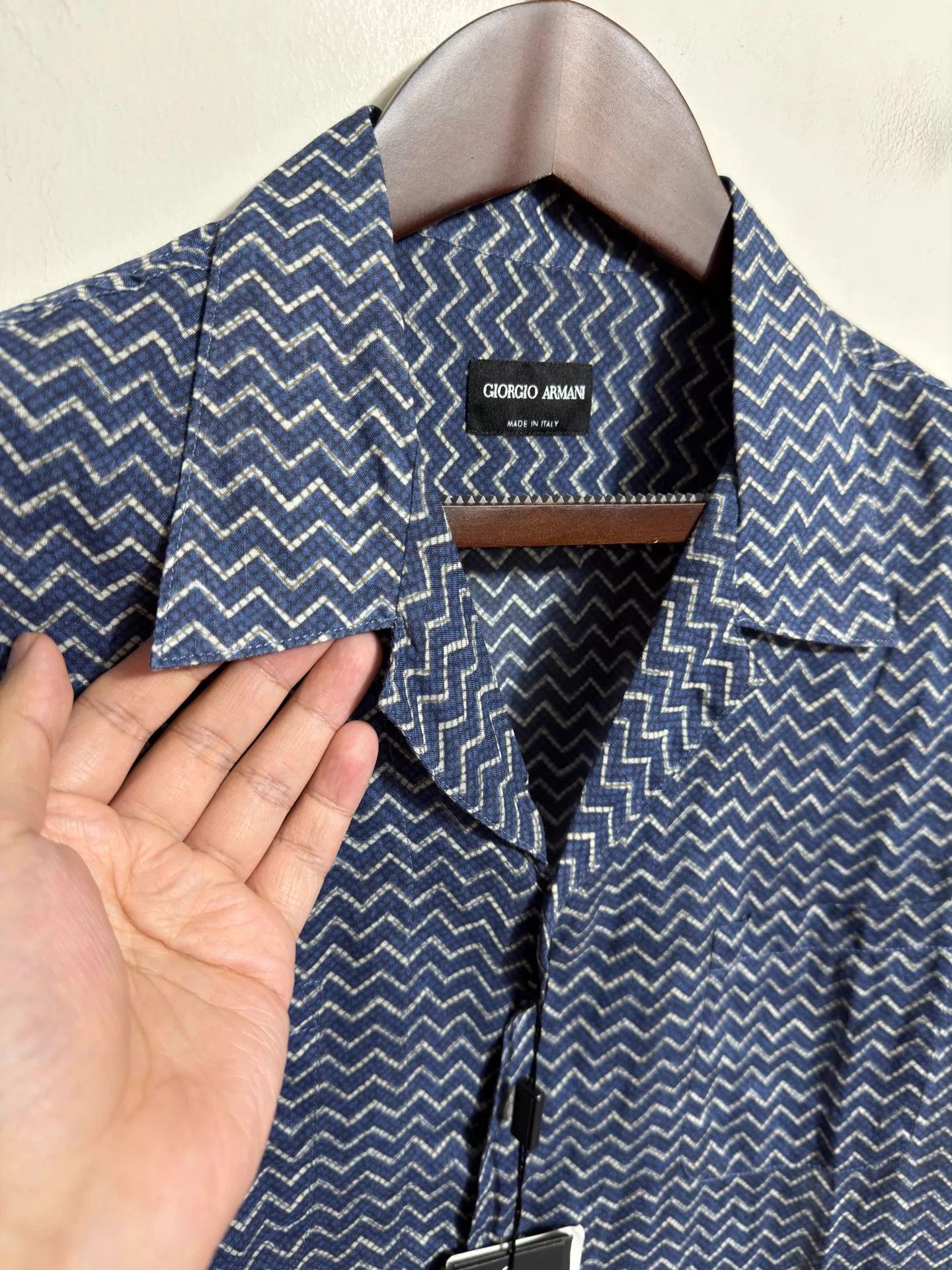 Giorgio Armani Giorgio Armani Linen Slim Fit Short Sleeve Shirt Italy Size US L / EU 52-54 / 3 - 3 Thumbnail
