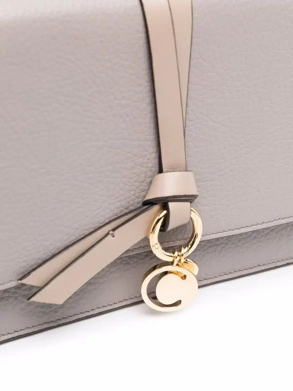 Chloe o1loc1c1024 Alphabet Clutch on Chain in Grey Size ONE SIZE - 4 Thumbnail
