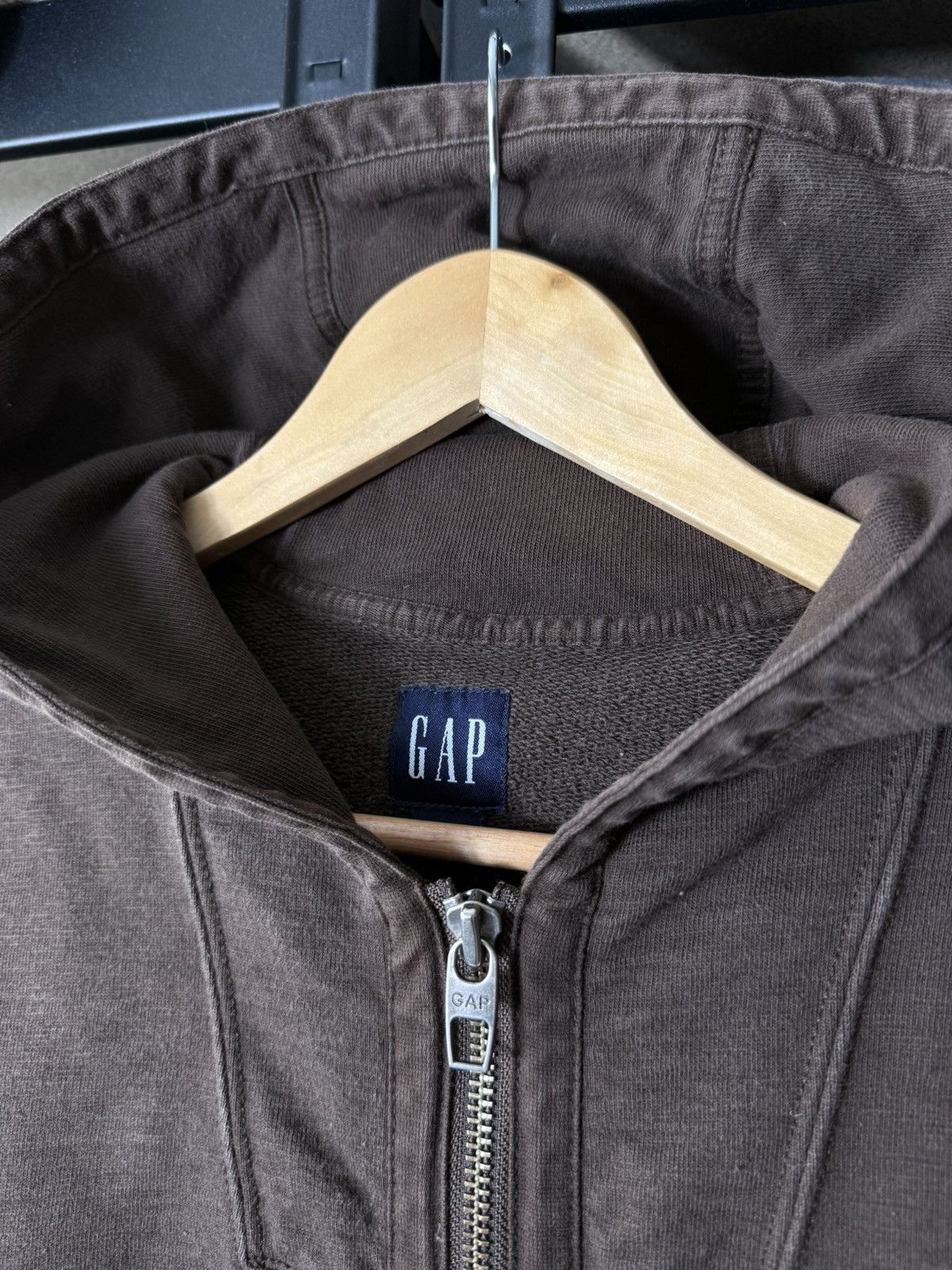 Gap Vintage GAP Brown Zip Hoodie Full Zip Faded Distressed Size US S / EU 44-46 / 1 - 5 Thumbnail