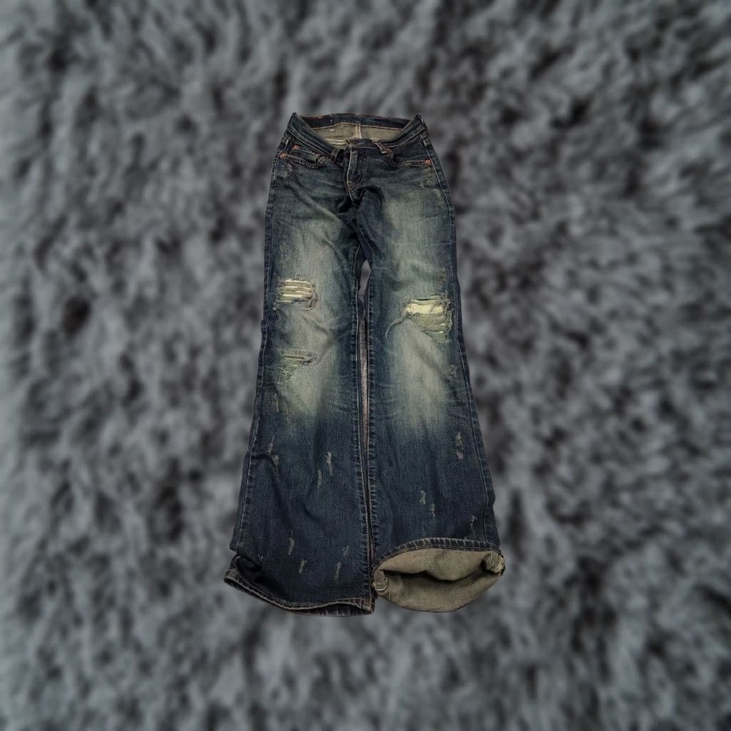 Levi's VINTAGE Levi's 529 Bootcut Jeans Distressed Denim 26 Blue 90s Gothic Grunge Women XS? Size 26" / US 2 / IT 38 - 1 Thumbnail