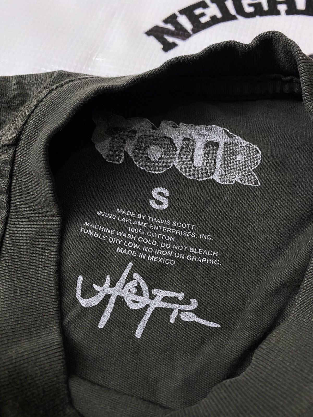 Travis Scott TRAVIS SCOTT UTOPIA TOUR TEE. Size US S / EU 44-46 / 1 - 14 Thumbnail