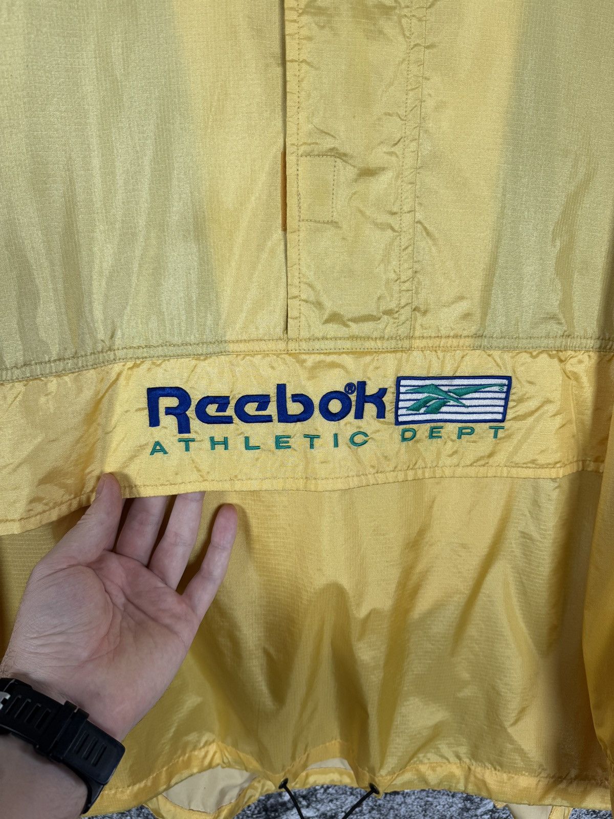 Reebok Reebok Athletic Dept Anorak Nylon Gold Jacket Vintage XL Size US XL / EU 56 / 4 - 7 Thumbnail