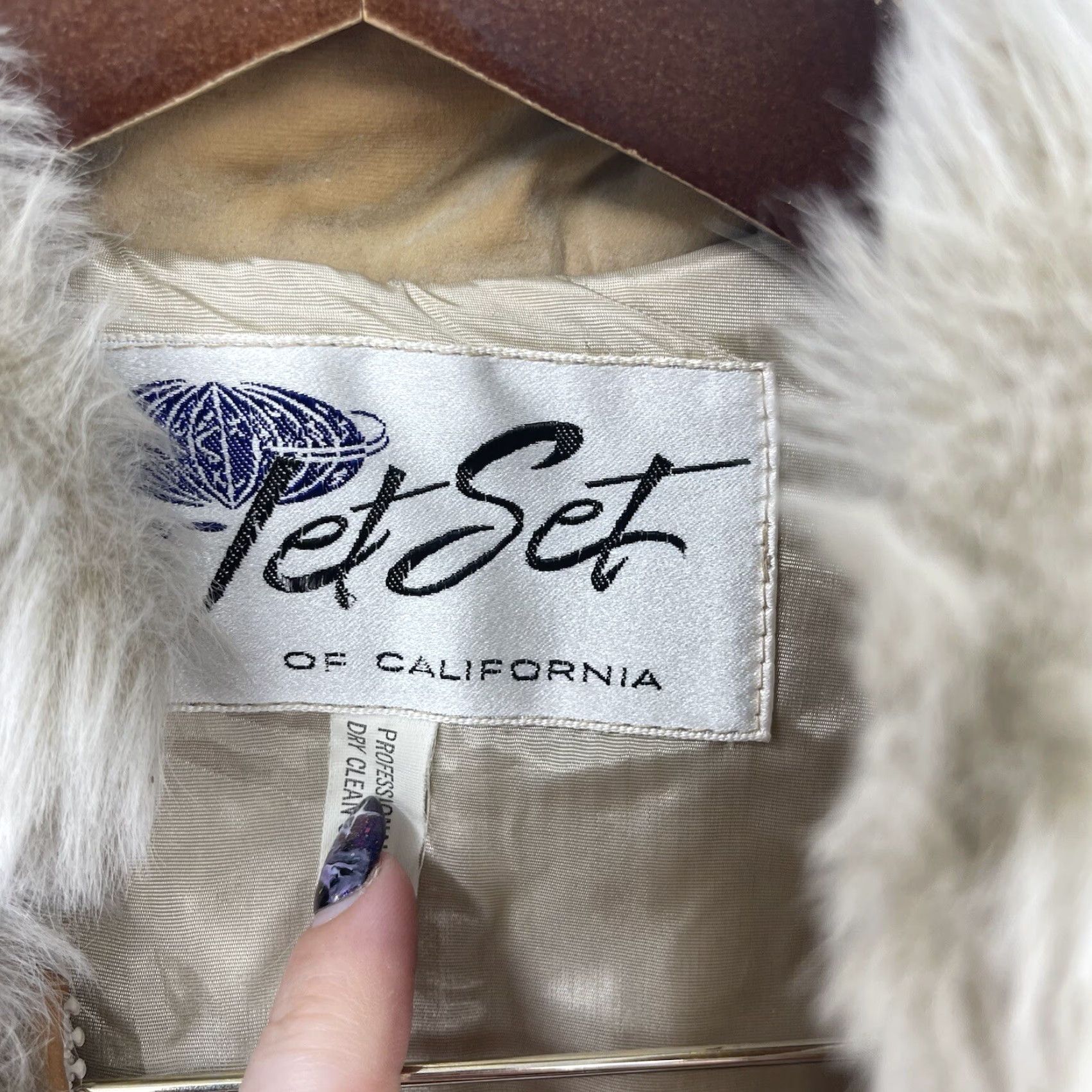 Vintage VINTAGE Jet Set California Faux Fur Coat S/M Beige Zip Read 90s Men/Women? (Note: must not add new info) Size S / US 4 / IT 40 - 7 Thumbnail