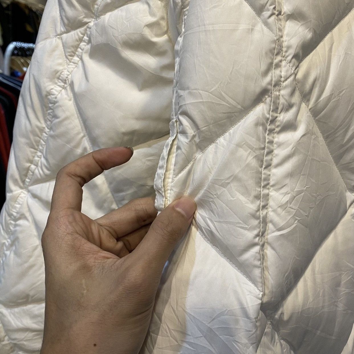 Burberry Burberry Brit White Diamond Quilted Jacket Classic Puffer Size US S / EU 44-46 / 1 - 14 Thumbnail