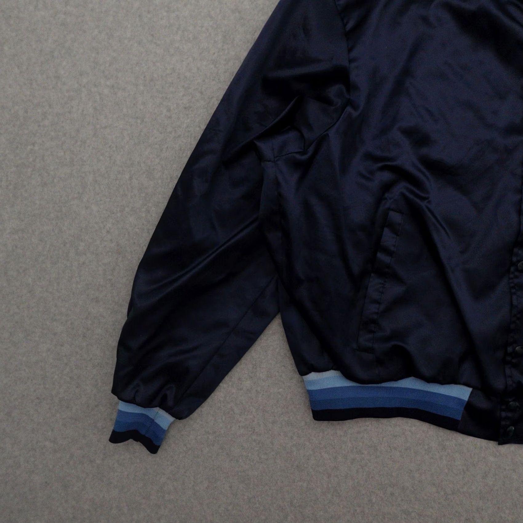 Vintage VINTAGE Swingster Jacket Men XL Blue USA Bomber Nylon Athletic Pattern Solid 25X25 Size XL Size US XL / EU 56 / 4 - 7 Thumbnail