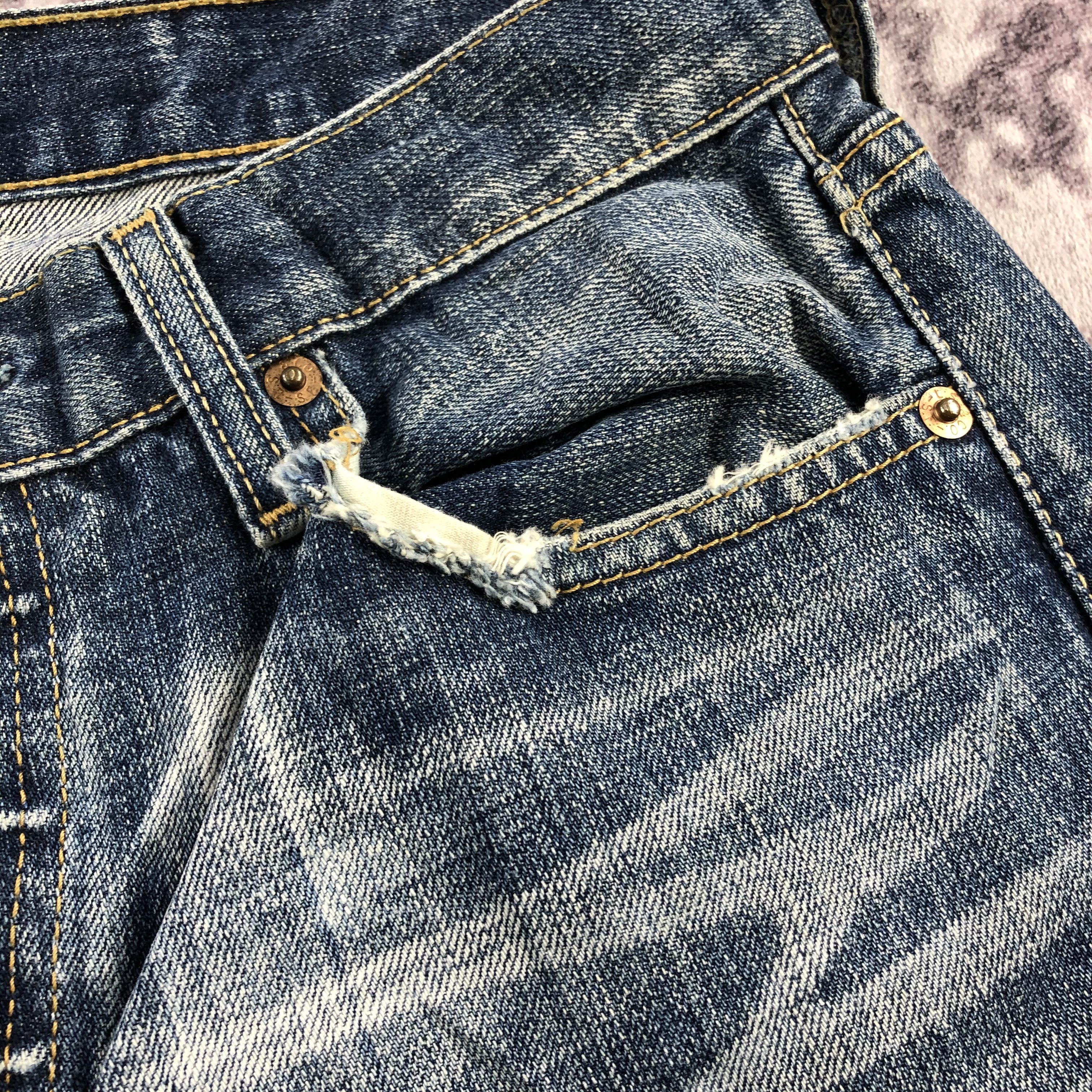 Levi's 90s Vintage Blue Wash Levis 501 Jeans-JM3030 Size US 30 / EU 46 - 13 Thumbnail