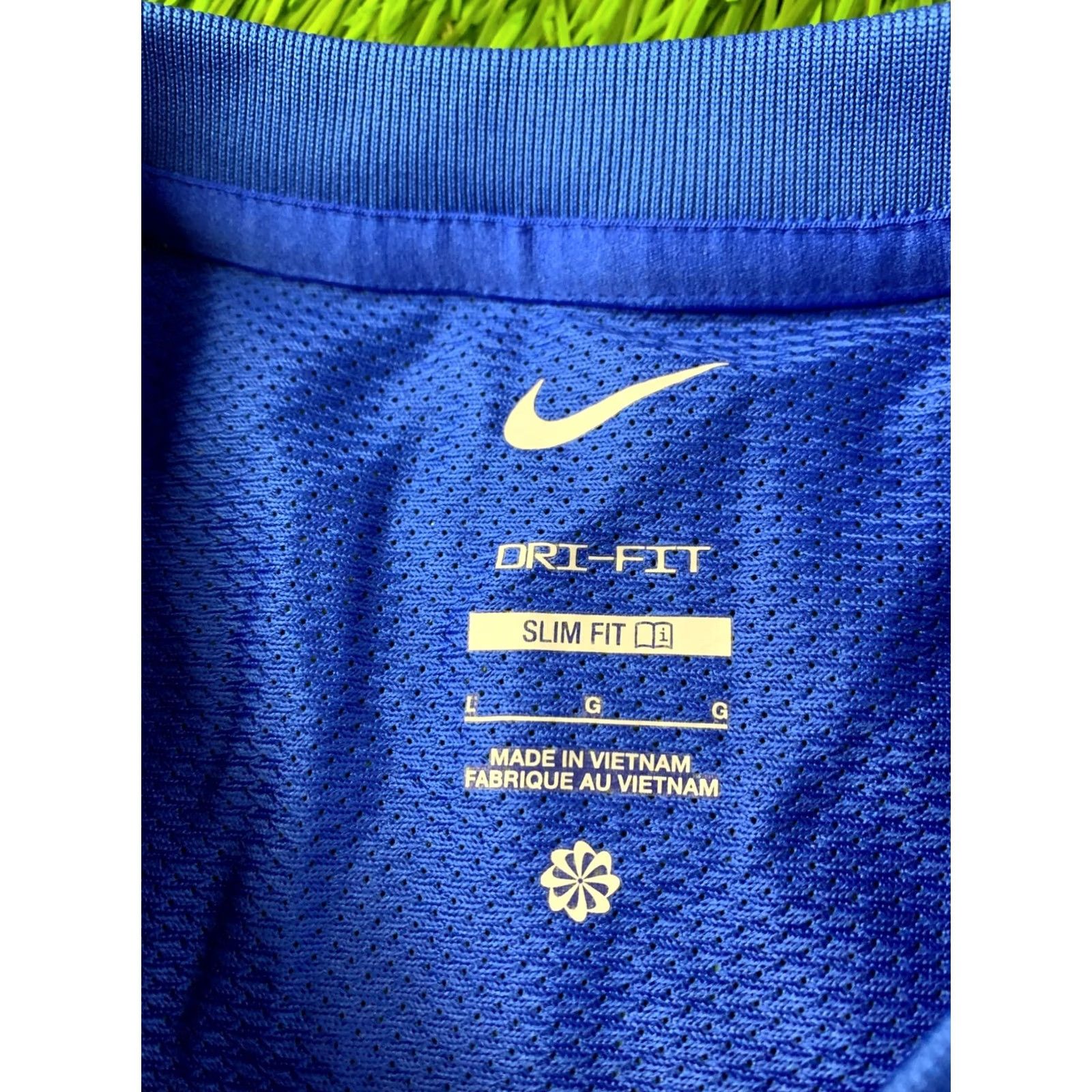 Nike NIKE ACADEMY DRI-FIT ORIGINAL 2023 MEN SHIRT JERSEY TEE SIZE L BLUE AND BLACK Football Slim Short Sleeve Crew NeckMens Size US L / EU 52-54 / 3 - 5 Thumbnail