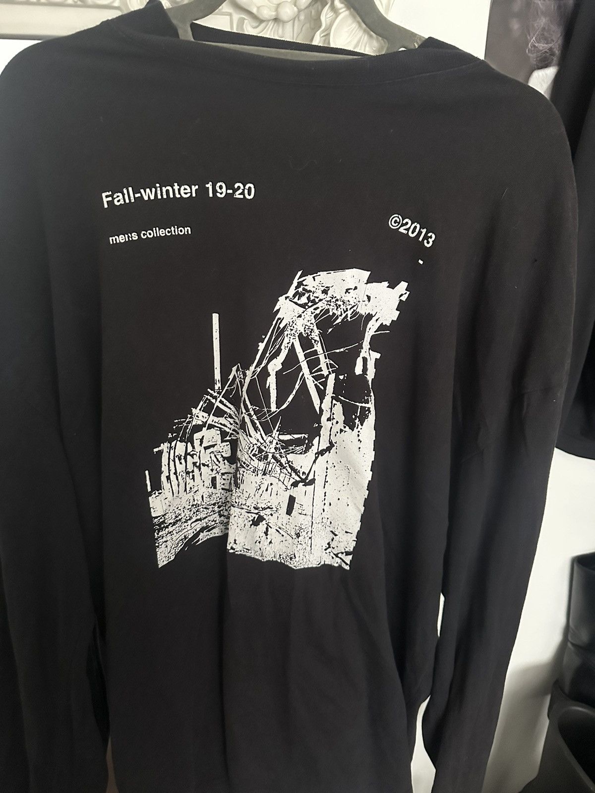 OFFWHITE FW2019 INDUSTRIAL PRINTED/RUINED FACTORY SWEATER