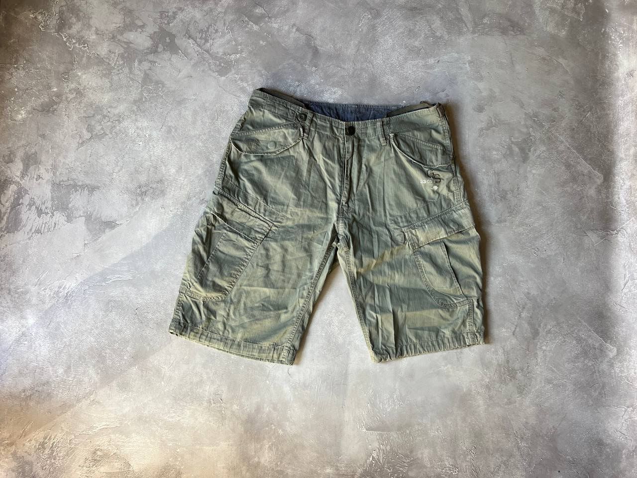 G-Star × Vintage Vintage G-Star Raw Cargo Short Size US 33 - 2 Thumbnail