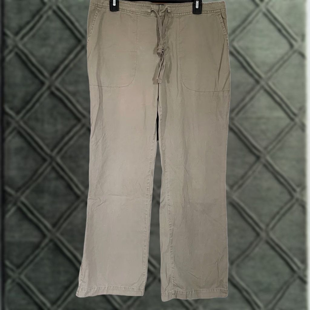 Banana Republic VINTAGE Banana Republic Chino Pants women’s Size 12 Beige Canvas Casual Regular Size 34" / US 12 / IT 48 - 1 Thumbnail
