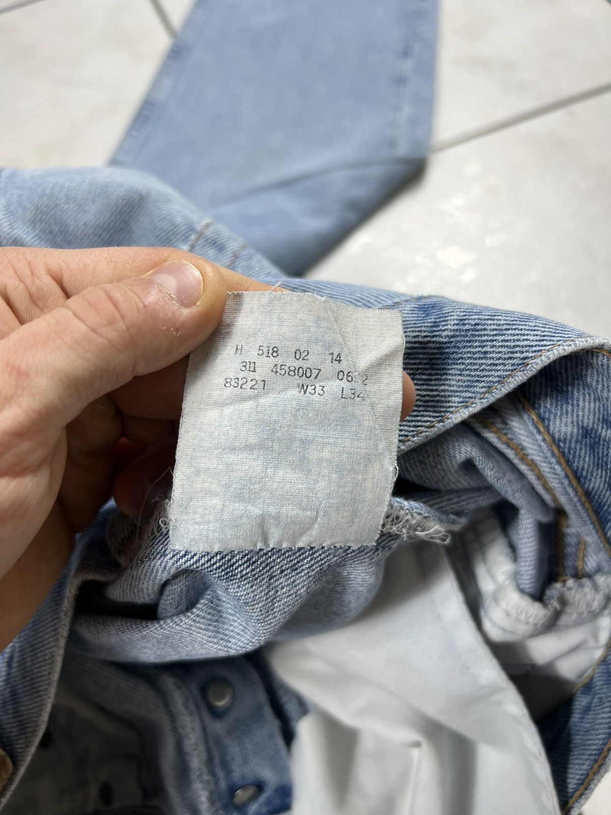 Levi's Vintage 90s Levi’s 518 light blue washed distressed jeans Size US 33 - 21 Thumbnail