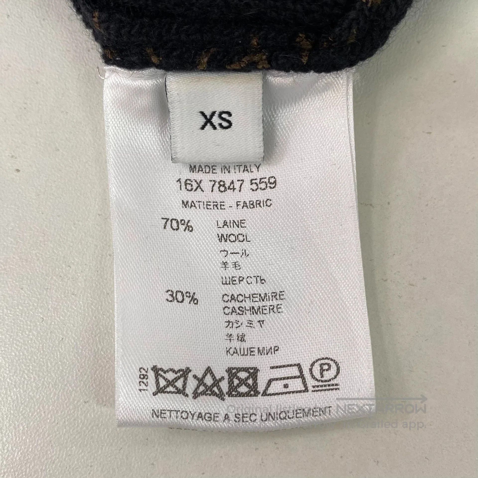 Givenchy Givenchy Dark Knit Top XS. Size US XS / EU 42 / 0 - 8 Thumbnail