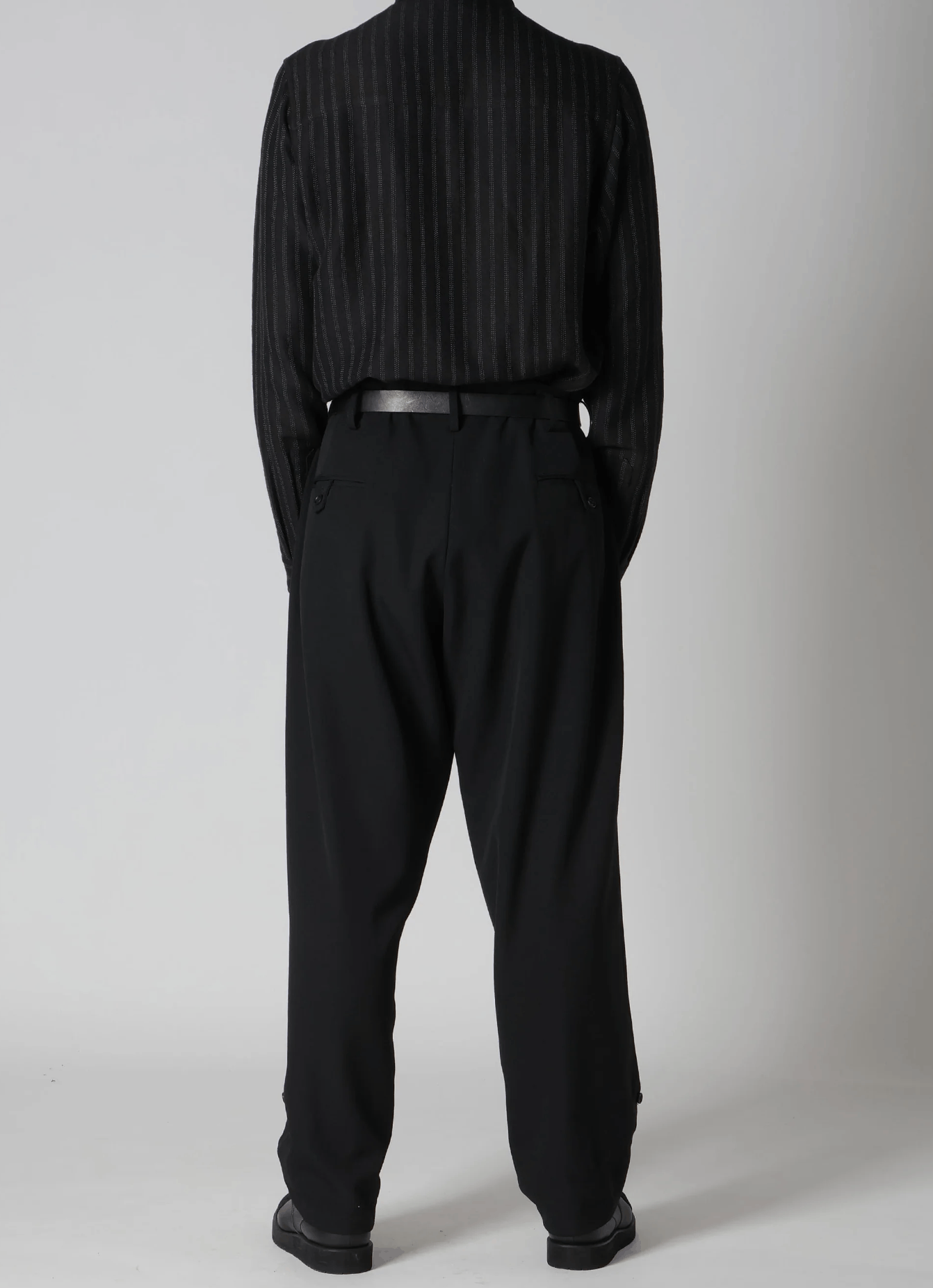 Yohji Yamamoto Yohji Yamamoto Pour Homme - Wool Gabardine 2TUCKS TAB PANTS Size US 32 / EU 48 - 12 Thumbnail
