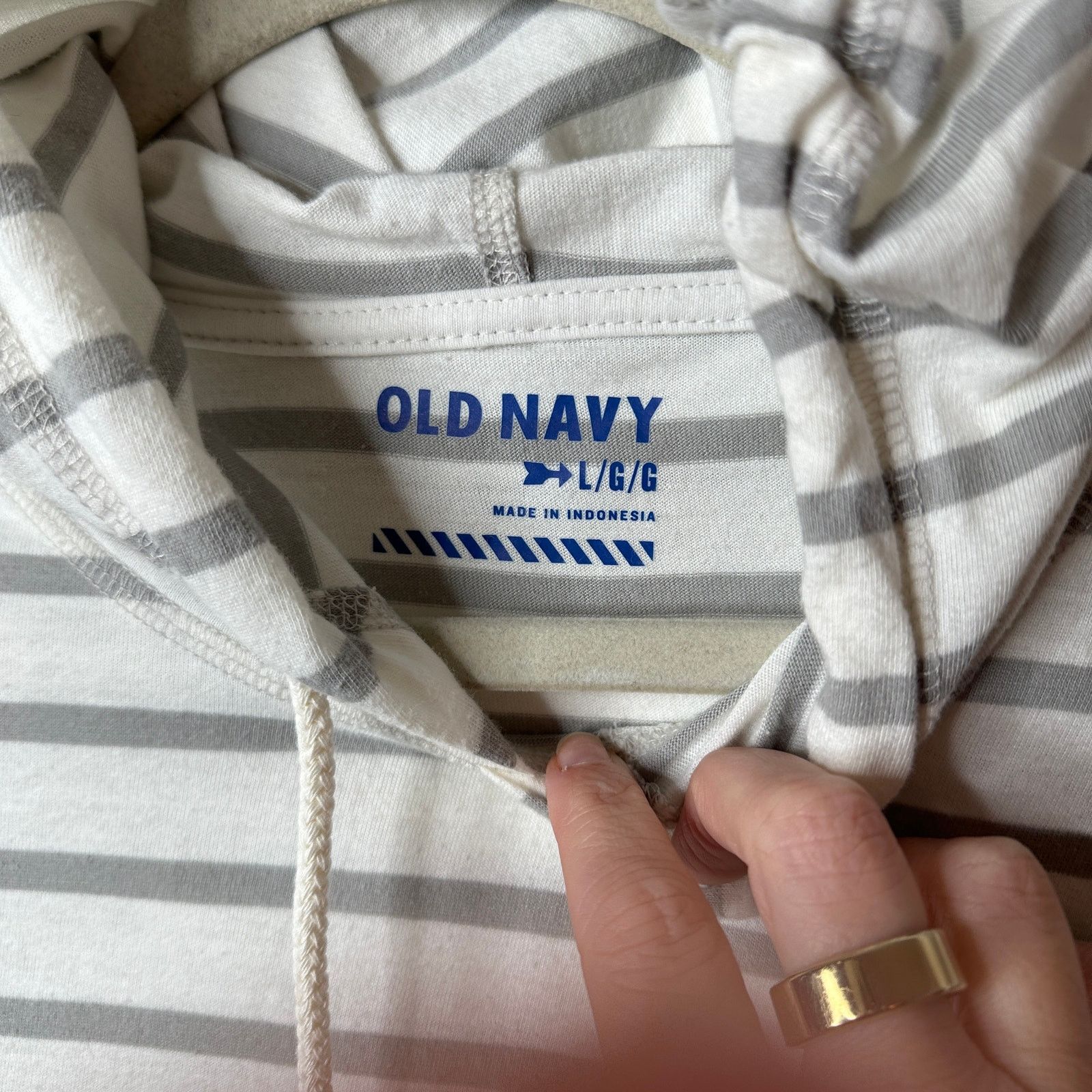 Old Navy Old Navy White & Gray Striped Pullover Front Pocket Hoodie L Size 34" / US 12 / IT 48 - 4 Thumbnail