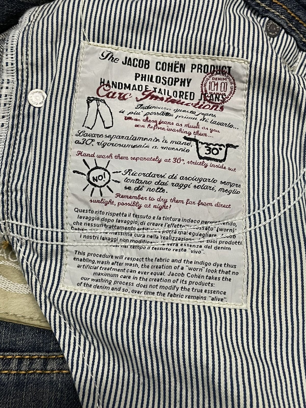 Jacob Cohen VINTAGE JACOB COHEN 90S DESIGNER BLUEWASHED DISTRESSED DENIM Size US 30 / EU 46 - 17 Thumbnail