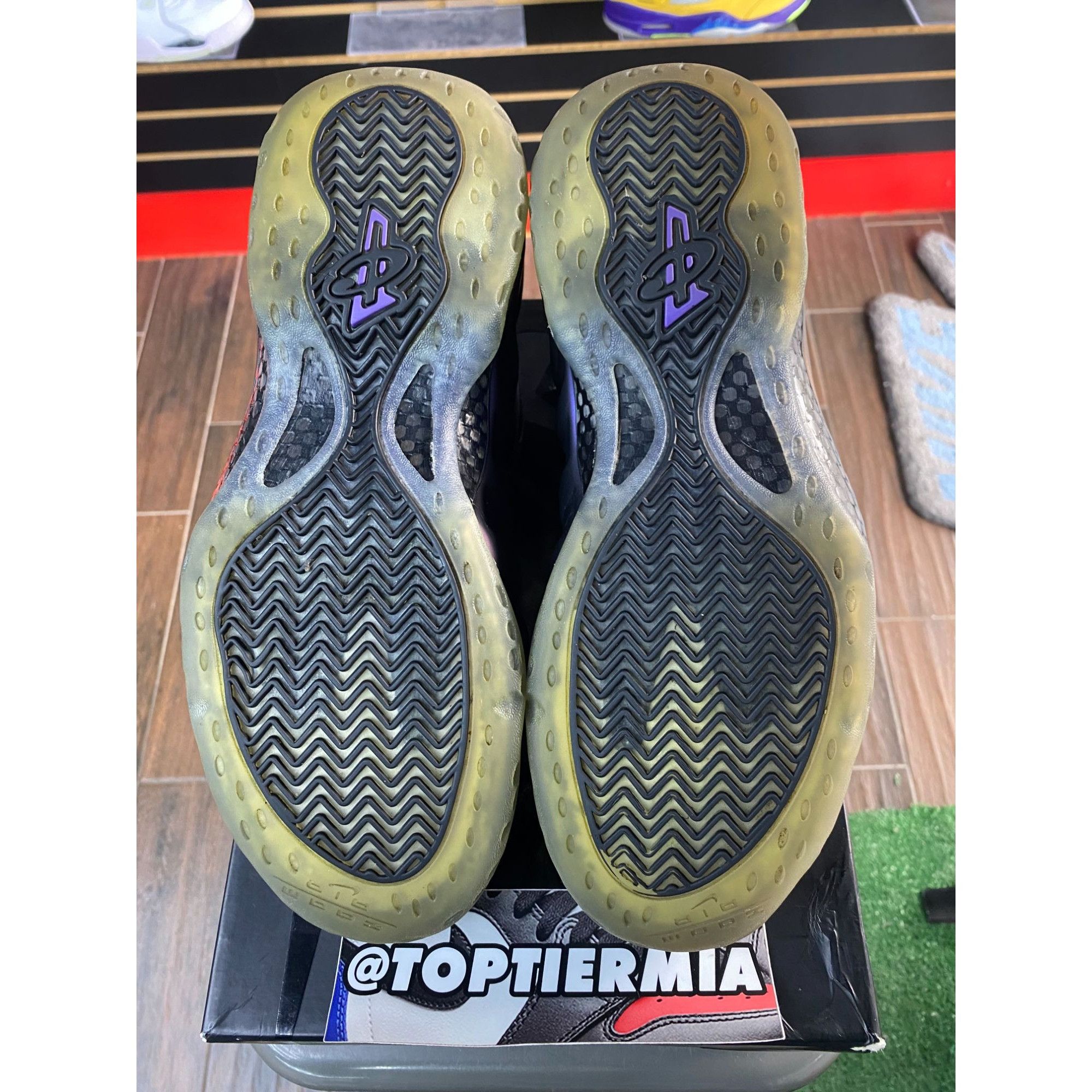 Nike FOAMPOSITE EGGPLANT 2017 SZ 10.5 Size US 10.5 / EU 43-44 - 6 Thumbnail