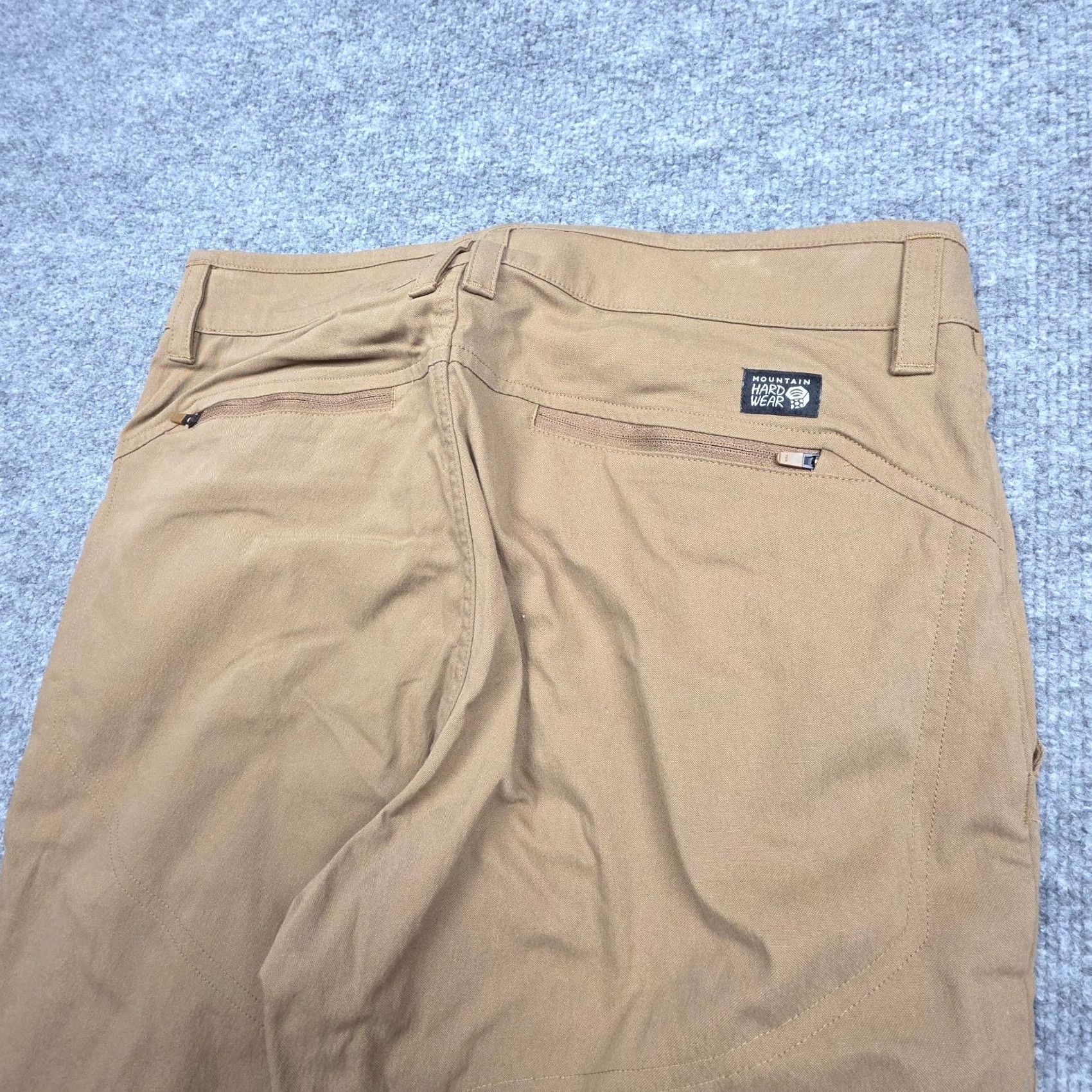 Mountain Hardwear Mountain Hardwear AP Pant Men Beige 30 x 30 (FITS 29 x 25) EUC Size US 29 - 3 Thumbnail