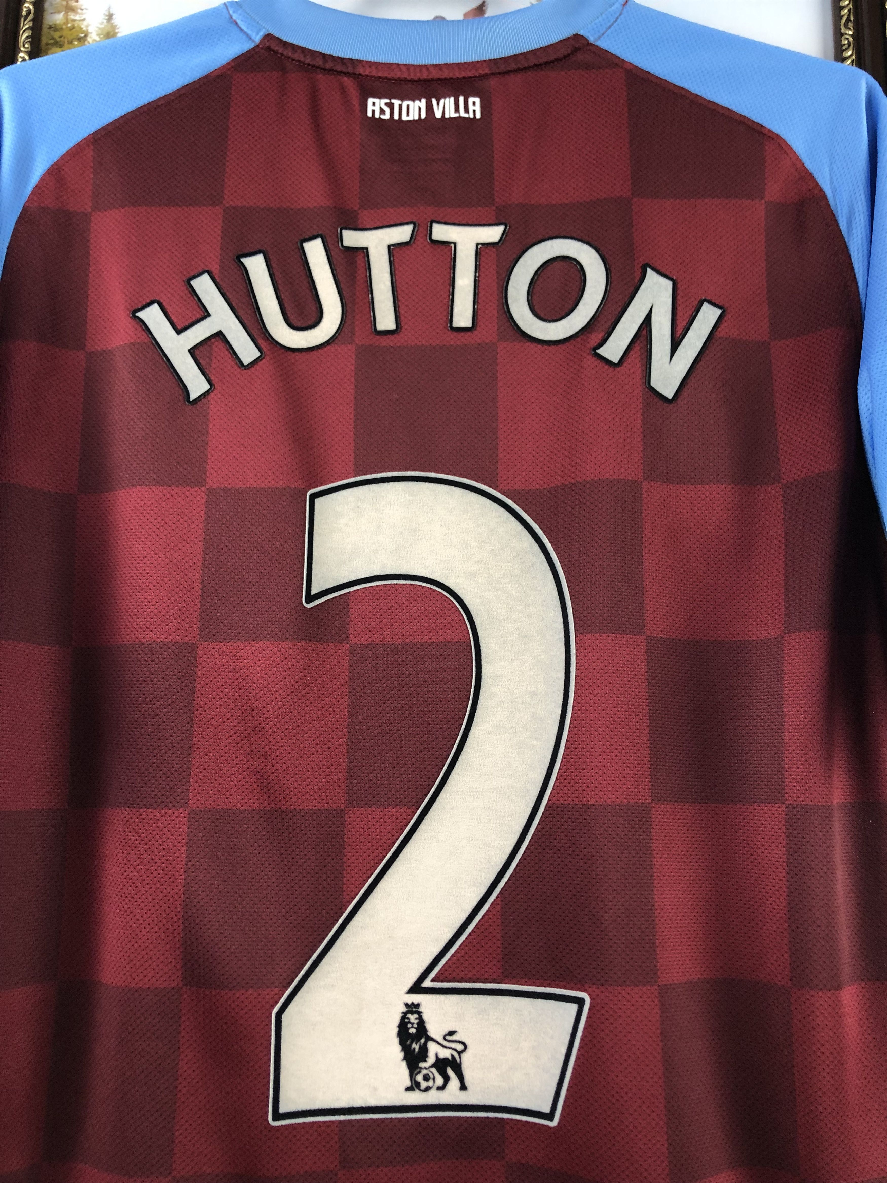 Nike Aston Villa football shirt 2011 Soccer #2 Hutton Nike Jersey Size US M / EU 48-50 / 2 - 3 Thumbnail