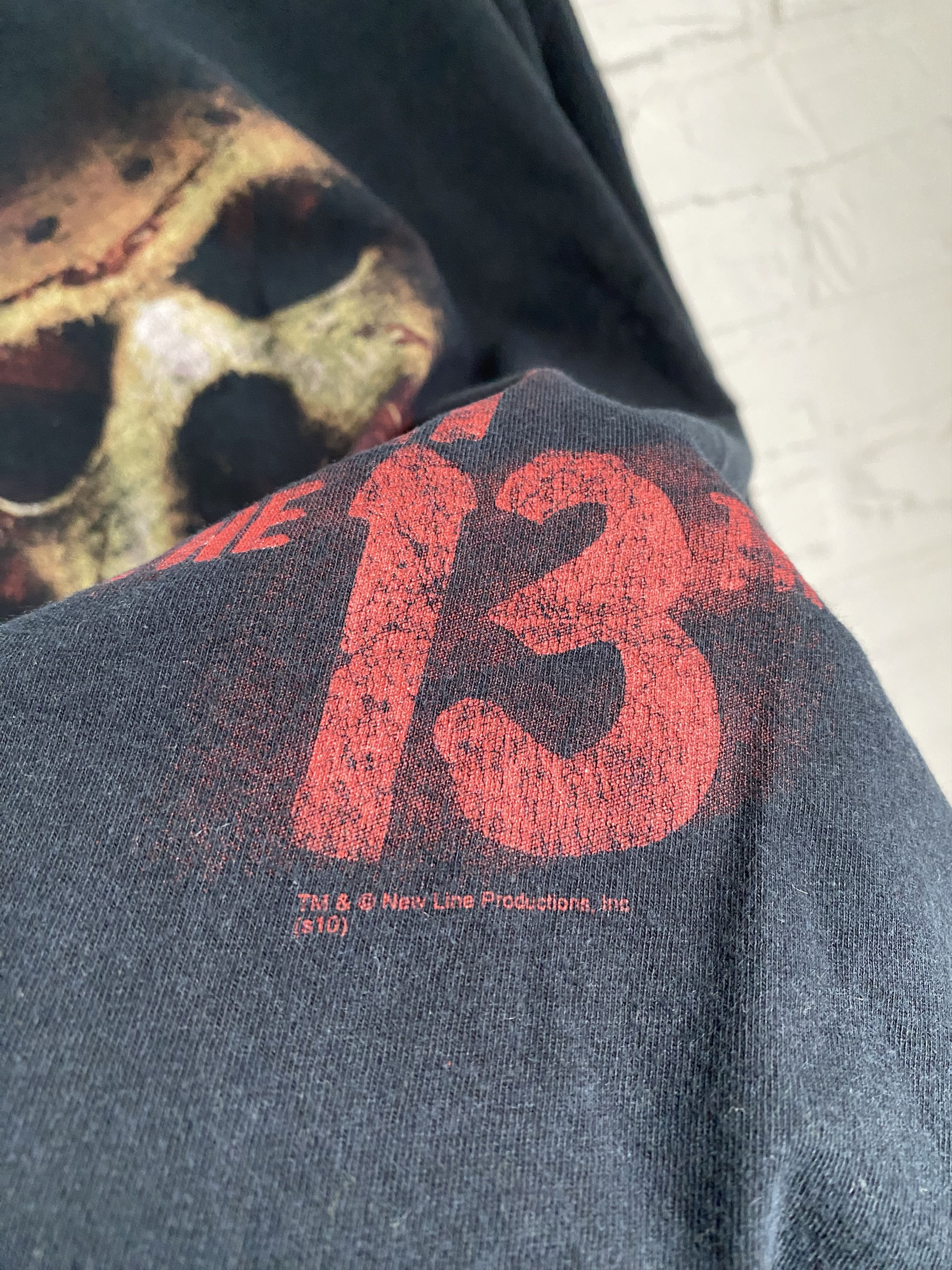 Vintage Vintage 2010 Friday the 13th Jason voorhees horror t-shirt Size US XL / EU 56 / 4 - 4 Thumbnail