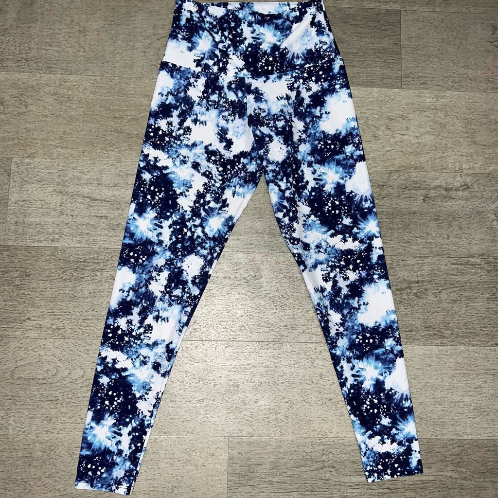 Other Onzie, Stardust Galaxy Print High Rise Midi Length Basic Leg Size 25" / US 0 / IT 36 - 1 Thumbnail