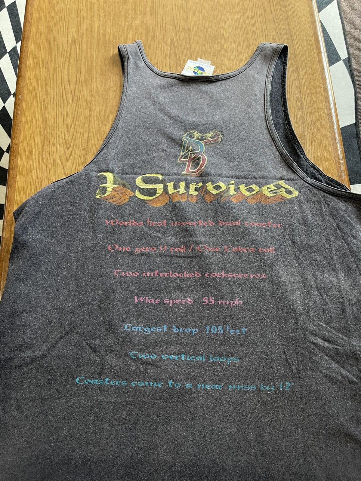Universal Studios Vintage Fade Black Tank Top Dueling Dragons Size US XL / EU 56 / 4 - 8 Thumbnail