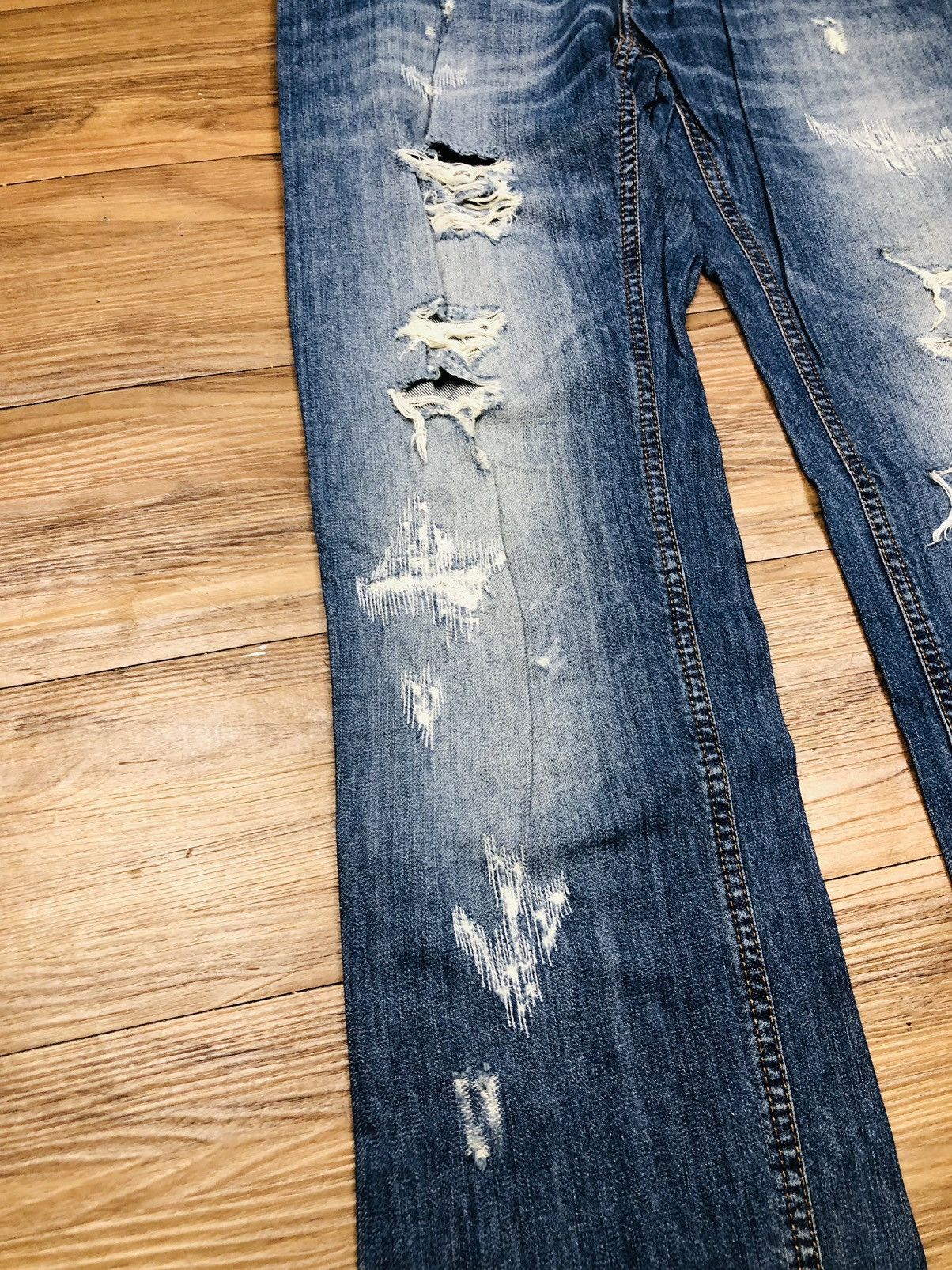 Dolce & Gabbana Dolce & Gabbana Distressed Jeans (33) Size US 44 / EU 60 - 7 Thumbnail