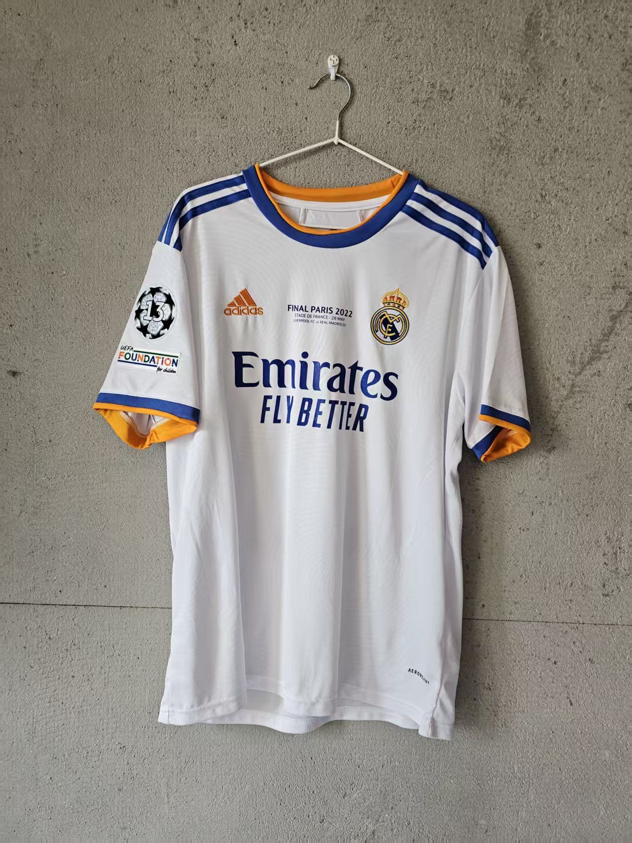 Other Luka Modrić Jersey Real Madrid Size US S / EU 44-46 / 1 - 2 Thumbnail
