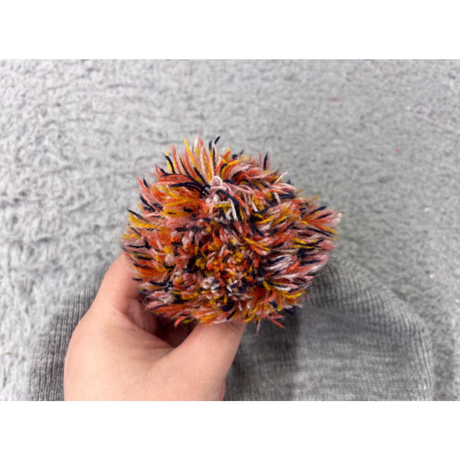 Vintage Gertex Beanie Toque Adult One Size Gray Orange Knit Acrylic Poly Blend Pom Hat/Cap Mens Beanie Size ONE SIZE - 3 Thumbnail