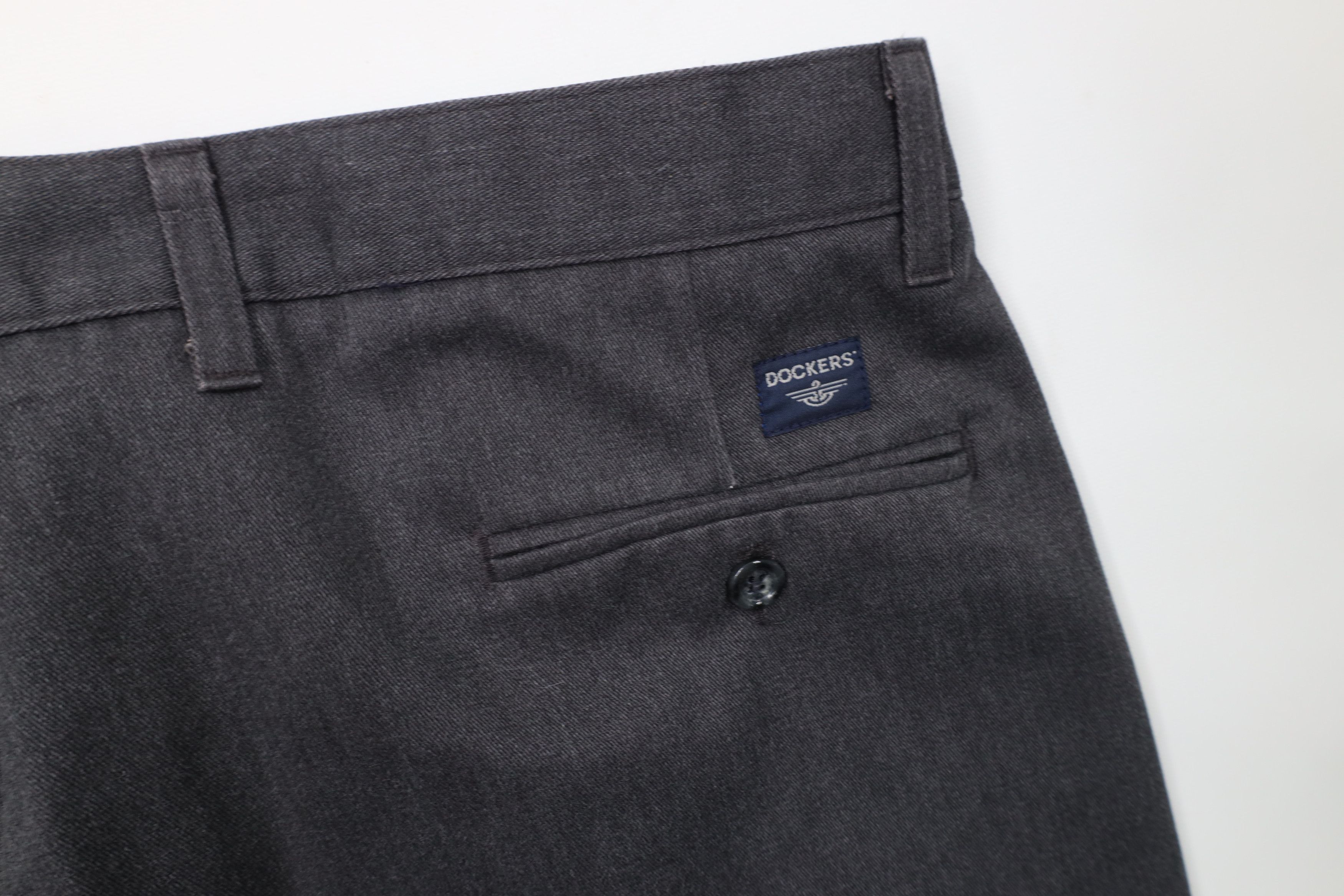 Dockers Vintage Y2K 2002 Dockers Wide Leg Chino Pants Gray Cotton Size US 38 / EU 54 - 14 Thumbnail